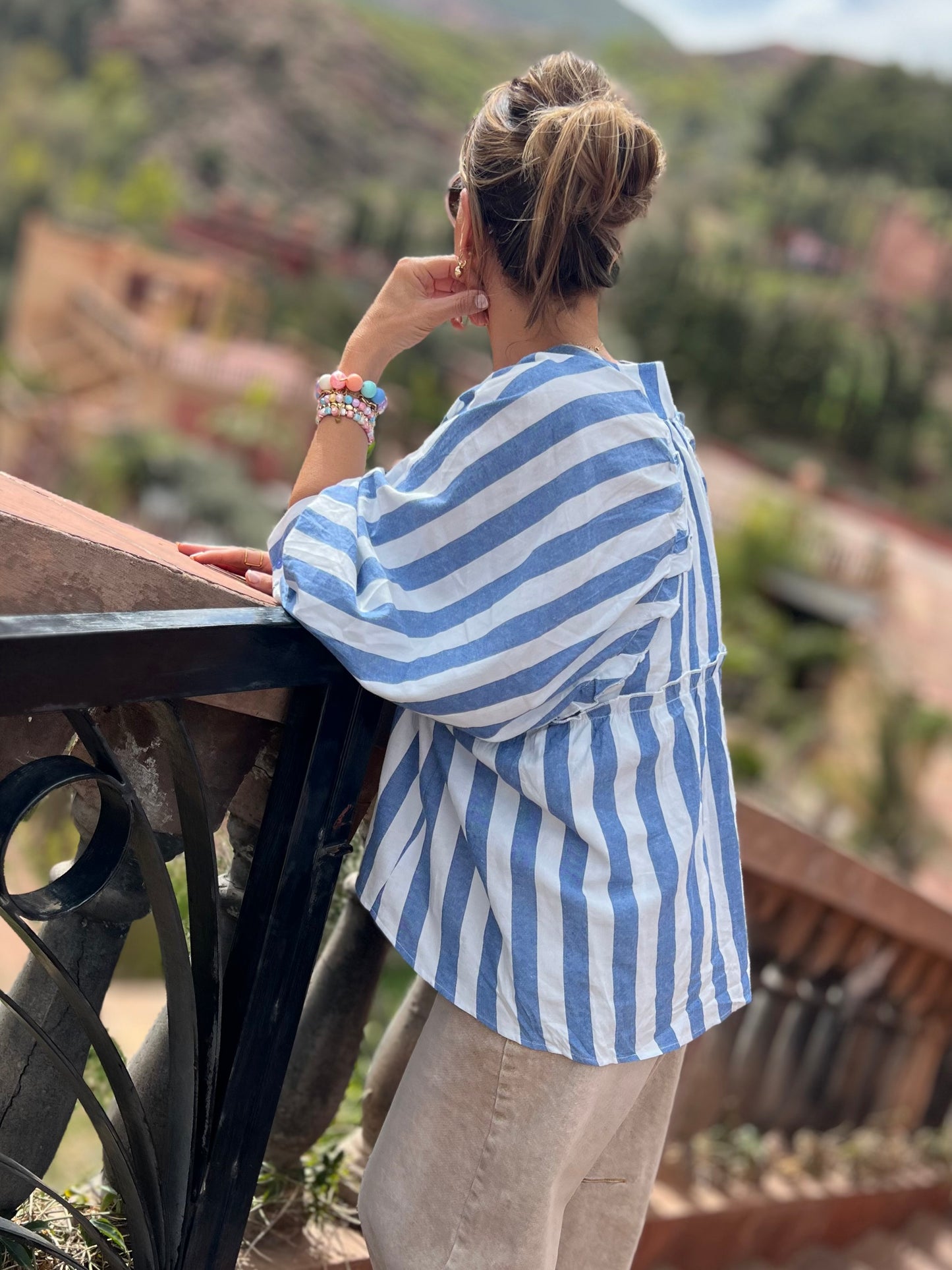 FÉZ RUFFLE BACK BLOUSE