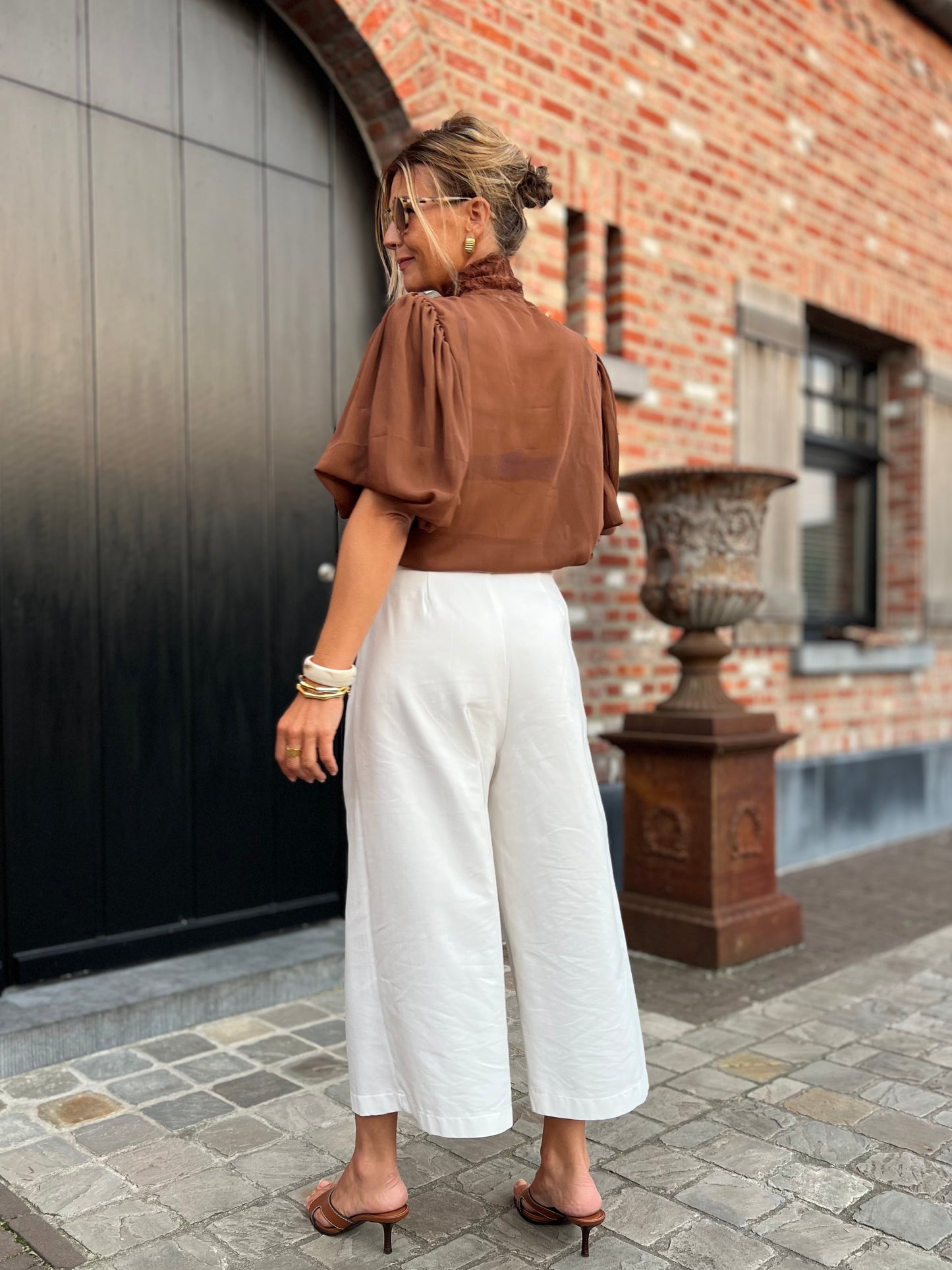 ELEGANCE LACE BLOUSE