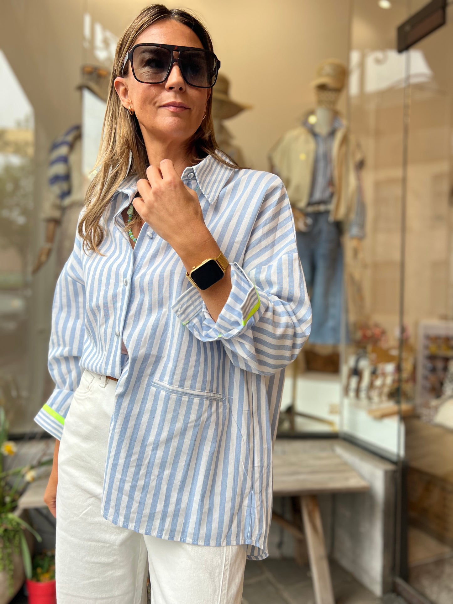 BATIQ BLOUSE