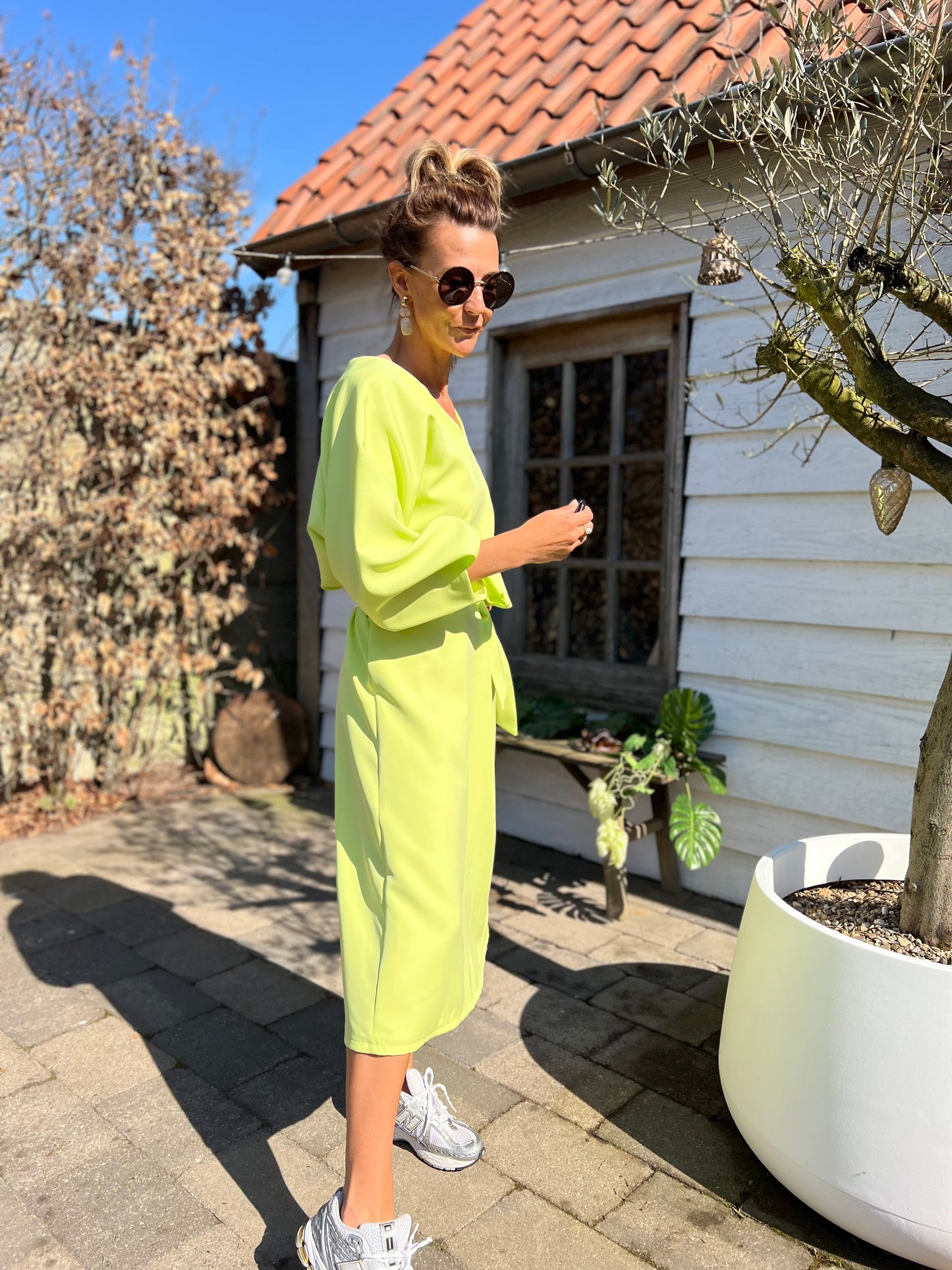 LIME GLOW DRESS