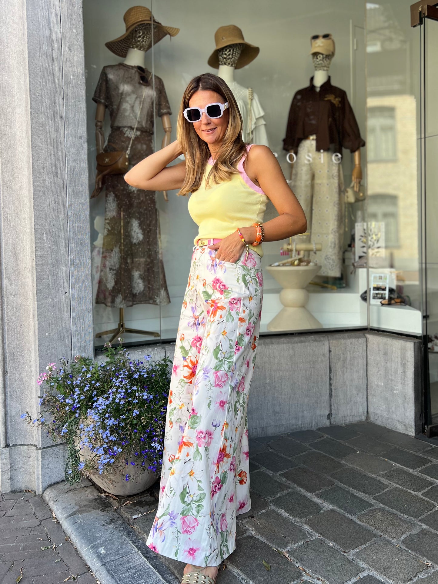 FLORAL PANTS