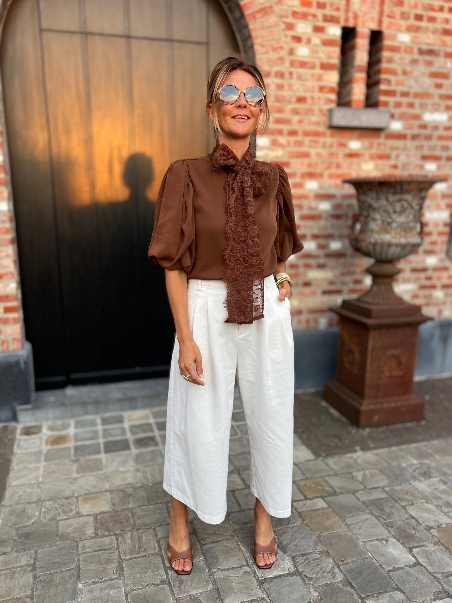 ELEGANCE LACE BLOUSE