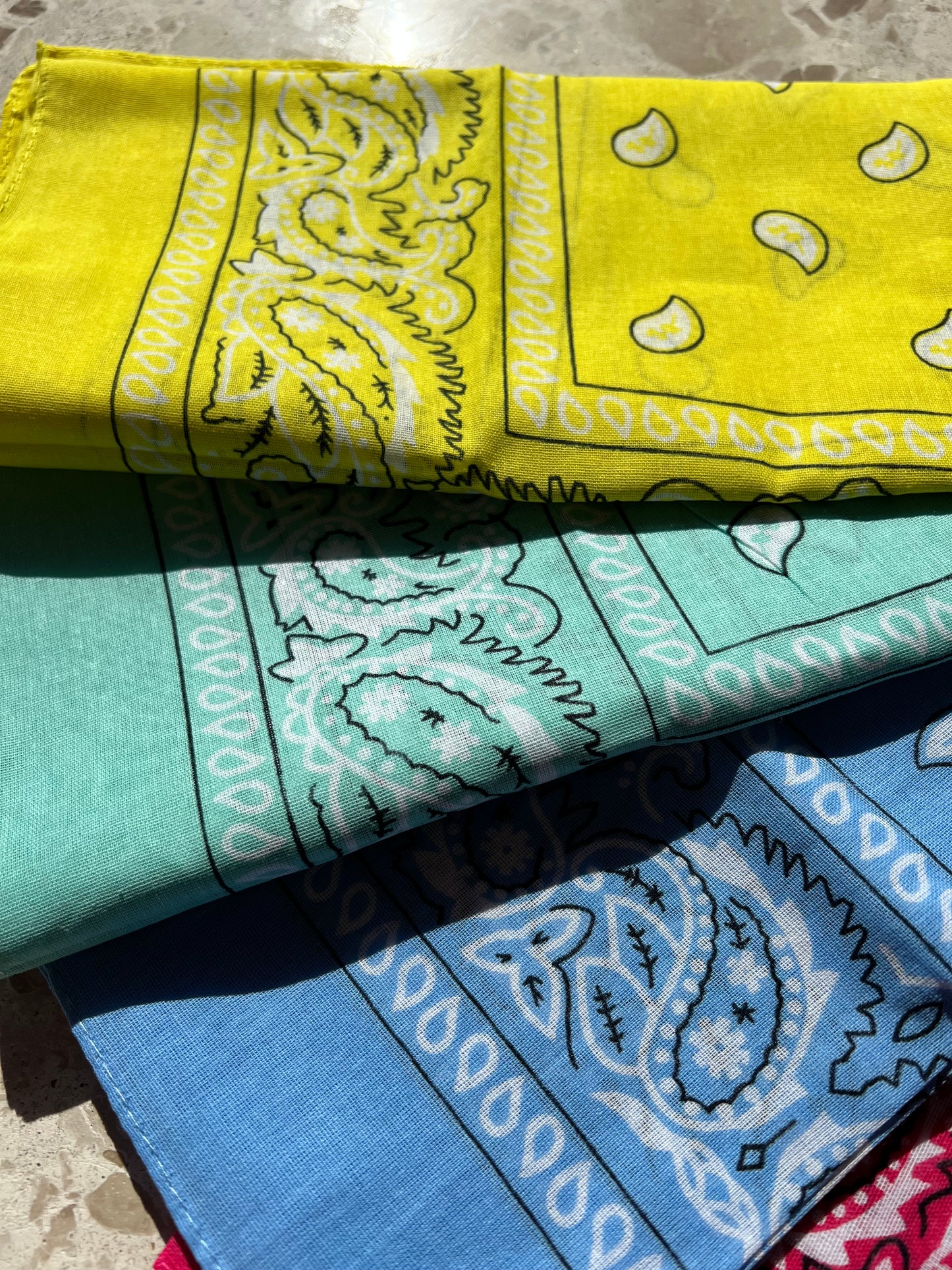 PETIT FOULARD