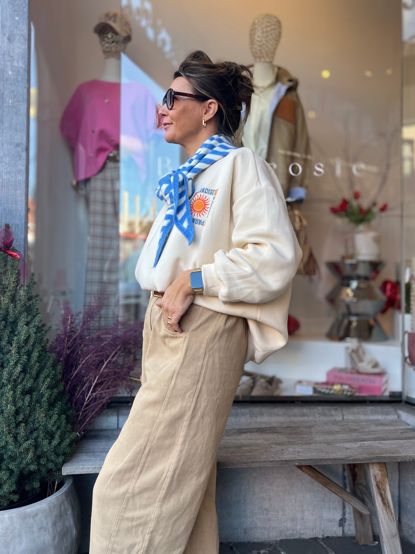 SUN SWEATER BUTTERYELLOW