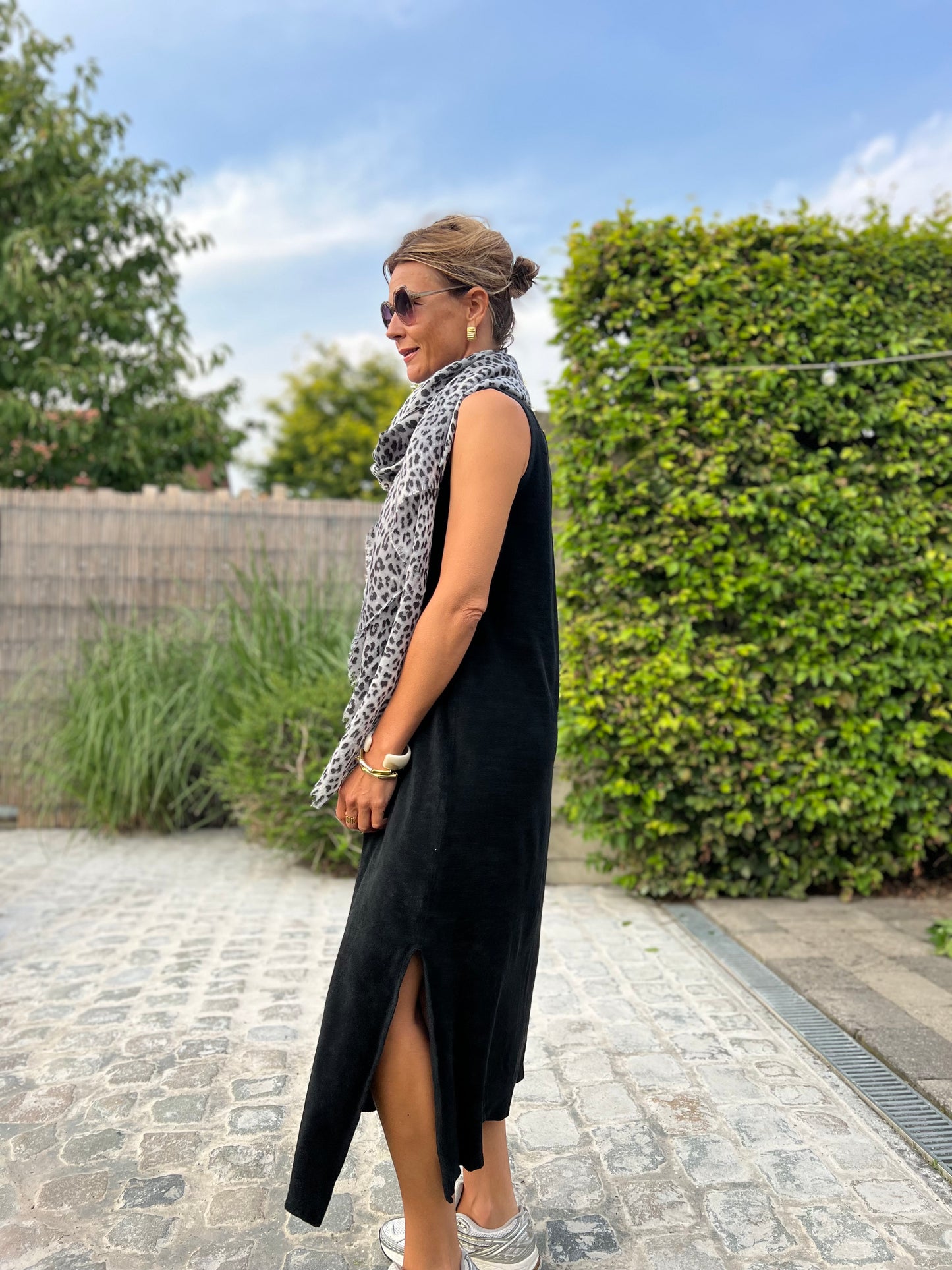SPONGE DRESS BLACK