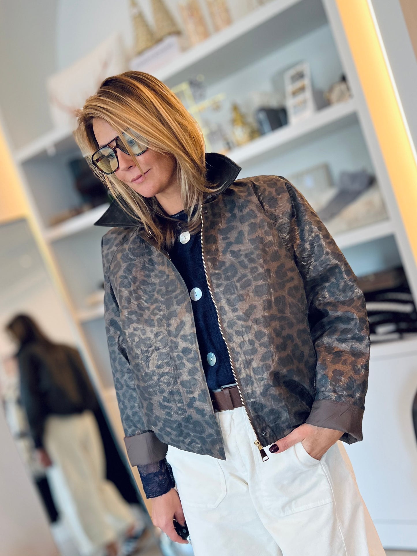 SOFT METALLIC LÉO BOMBER JACKET