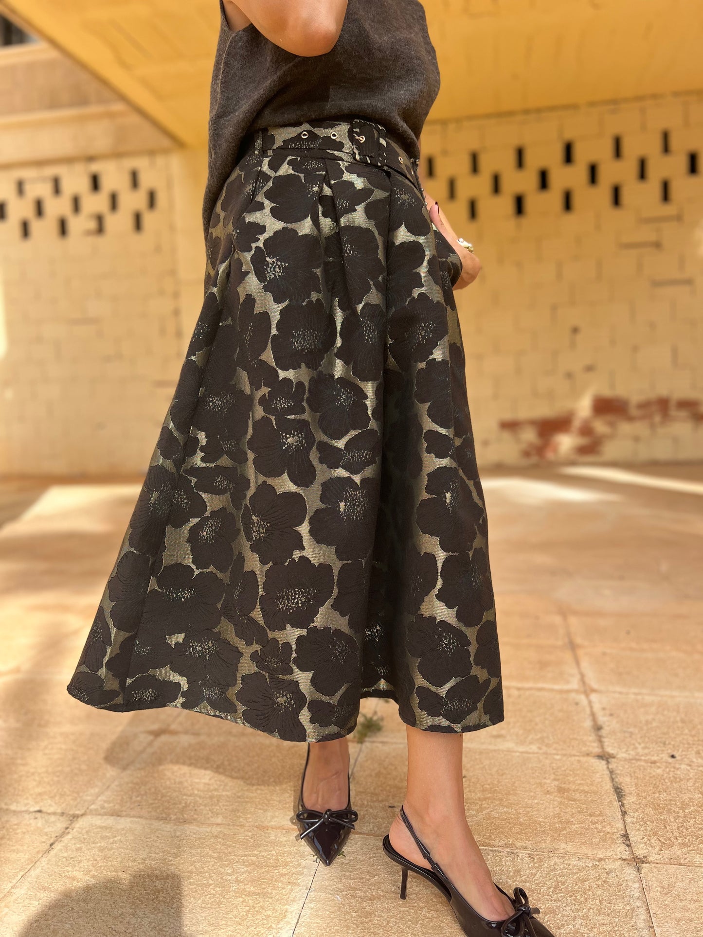 FLORAL JACQUARD MIDI SKIRT