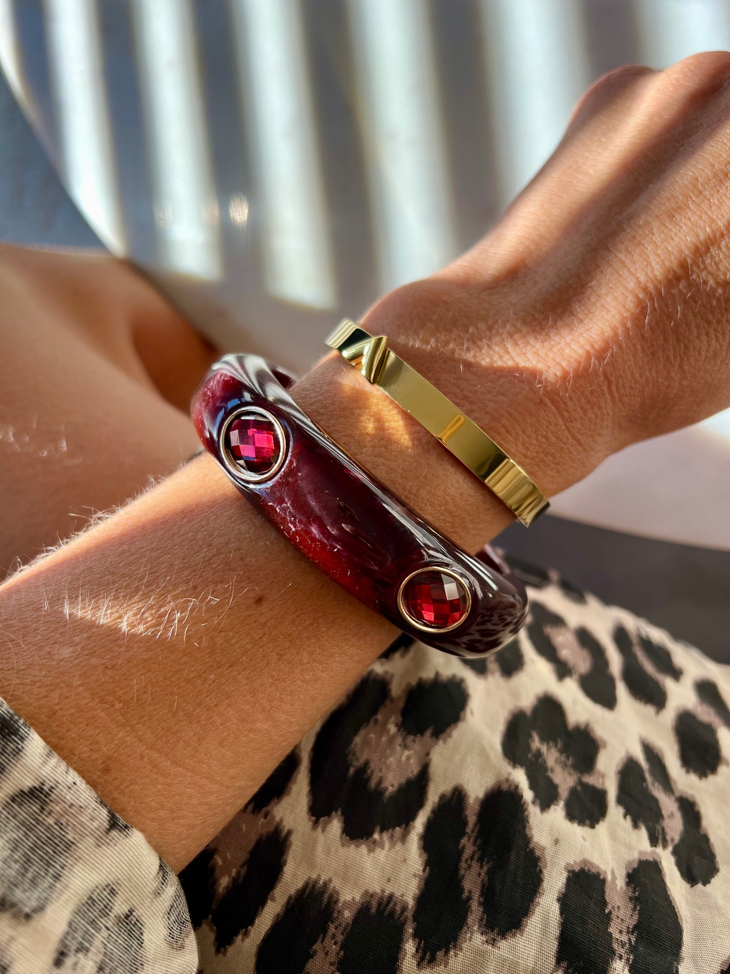 STATEMENT CUFF BORDEAUX