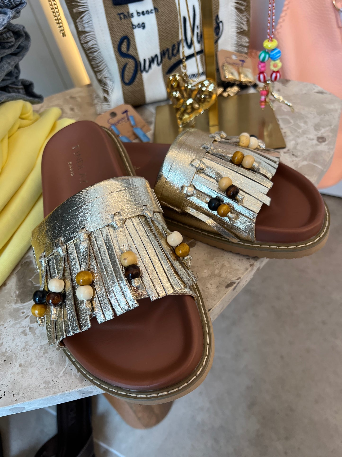 BACHA SLIPPERD GOLD