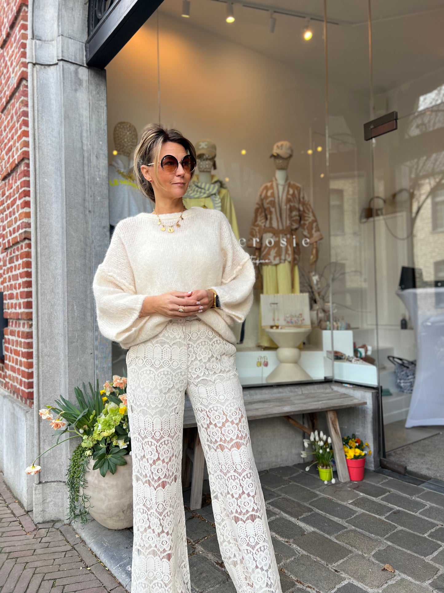 FLORE PULL CREAMY
