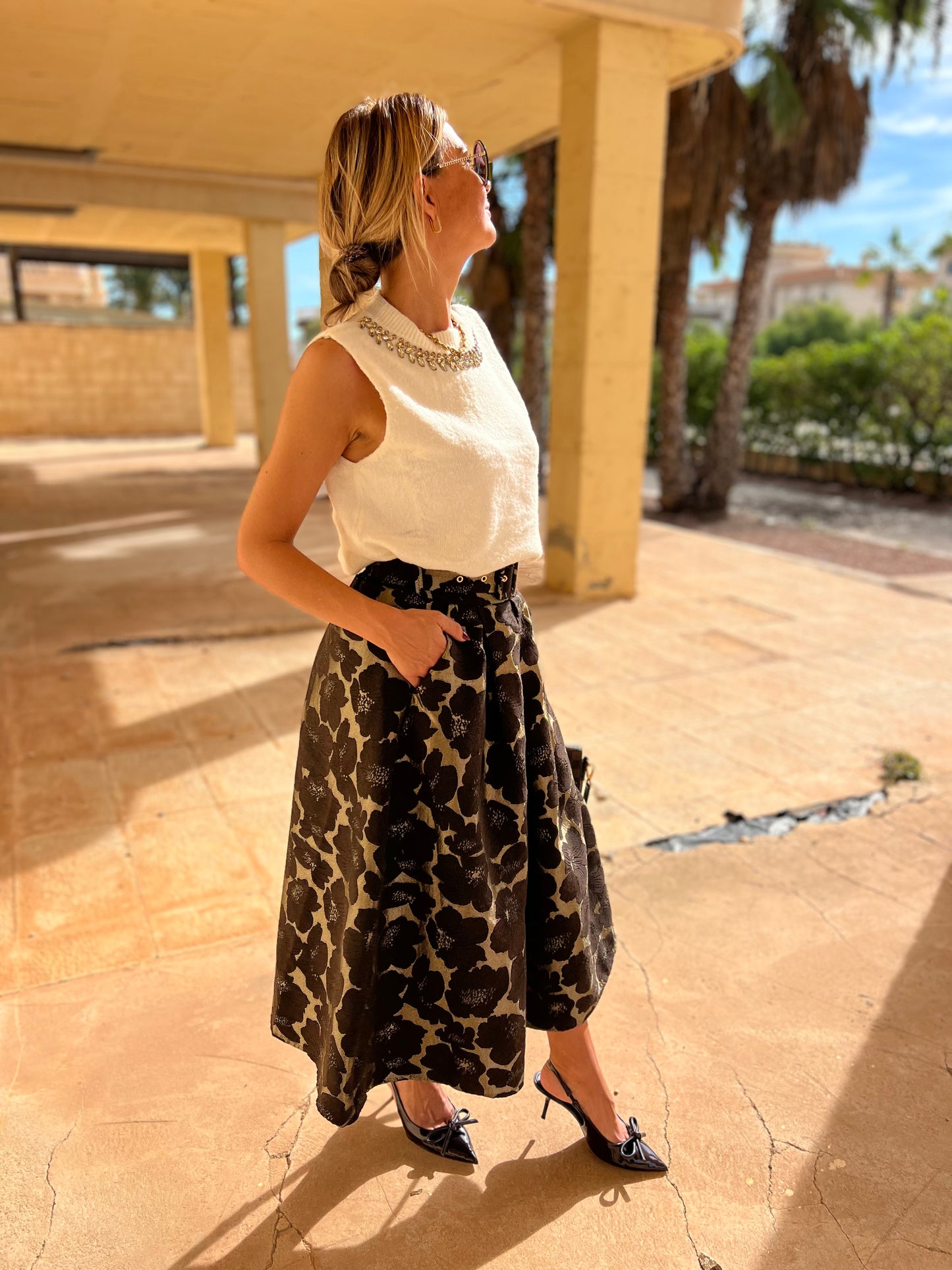 FLORAL JACQUARD MIDI SKIRT