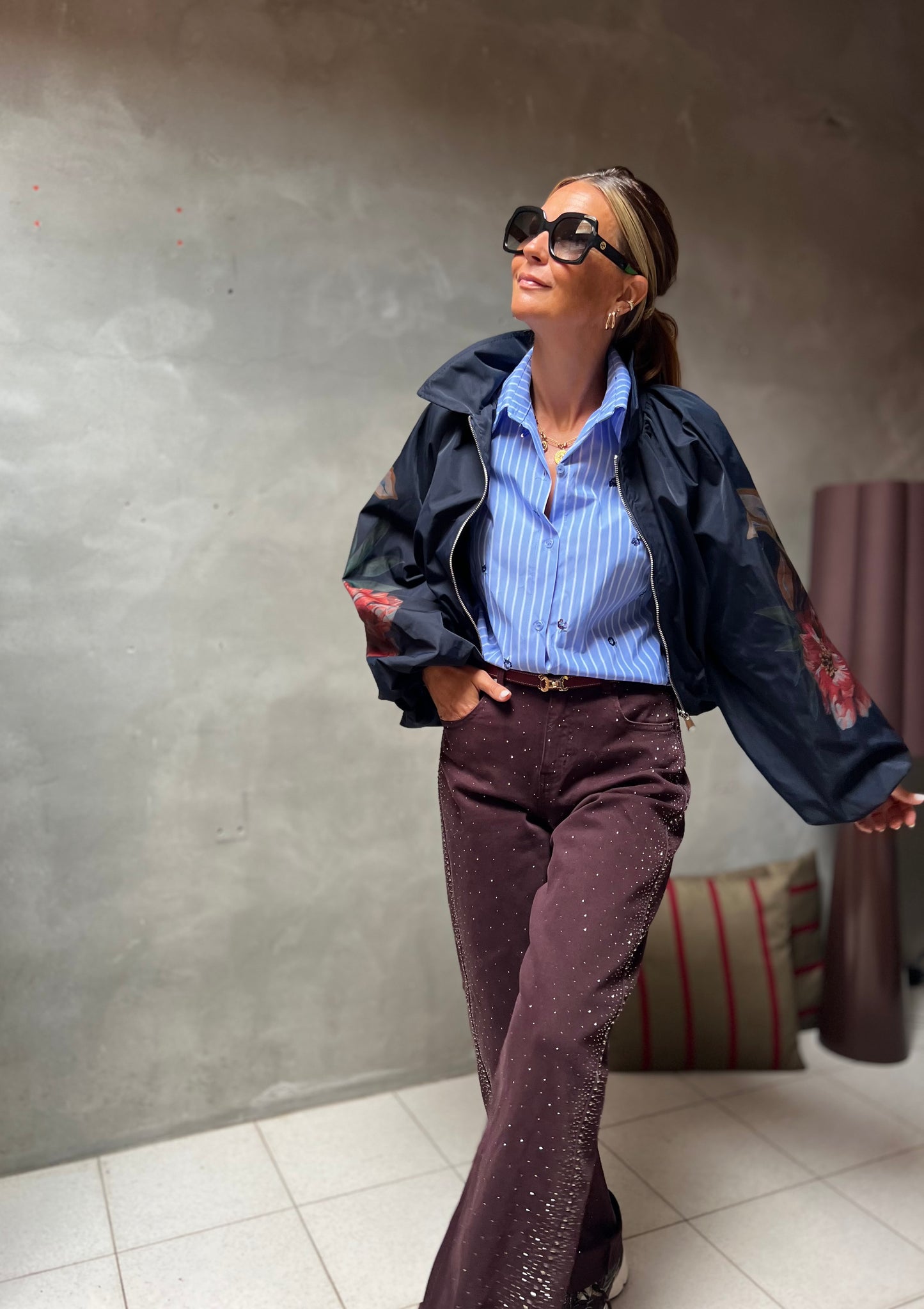 LEONIE BOMBER NAVY FLORAL