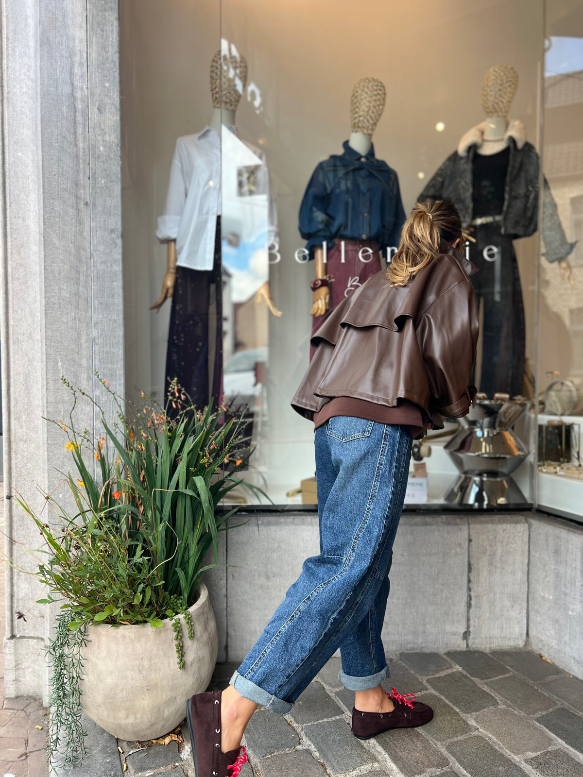 VINTAGE BLUE JEANS