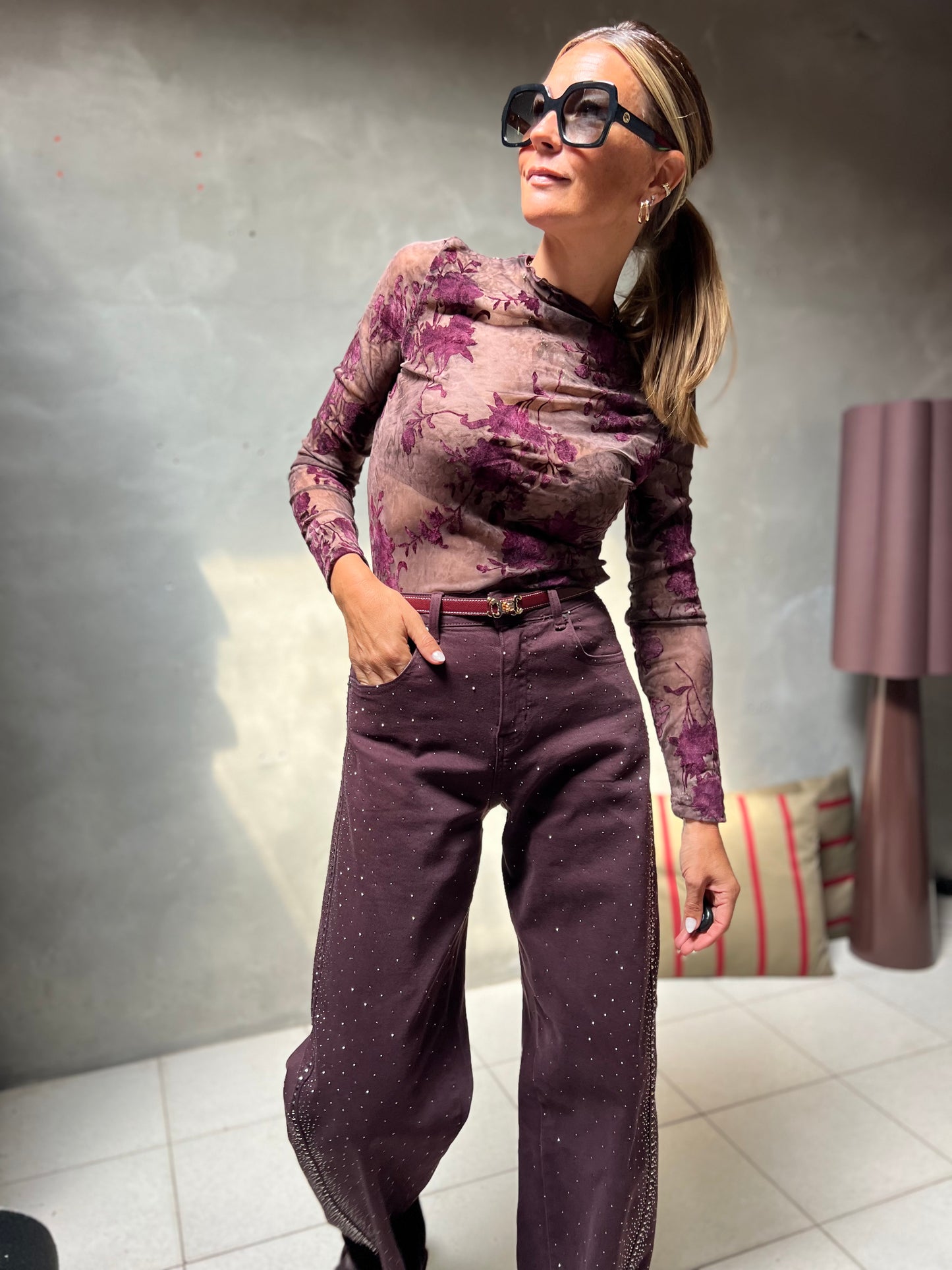 FLORAL MESH TOP BURGUNDY