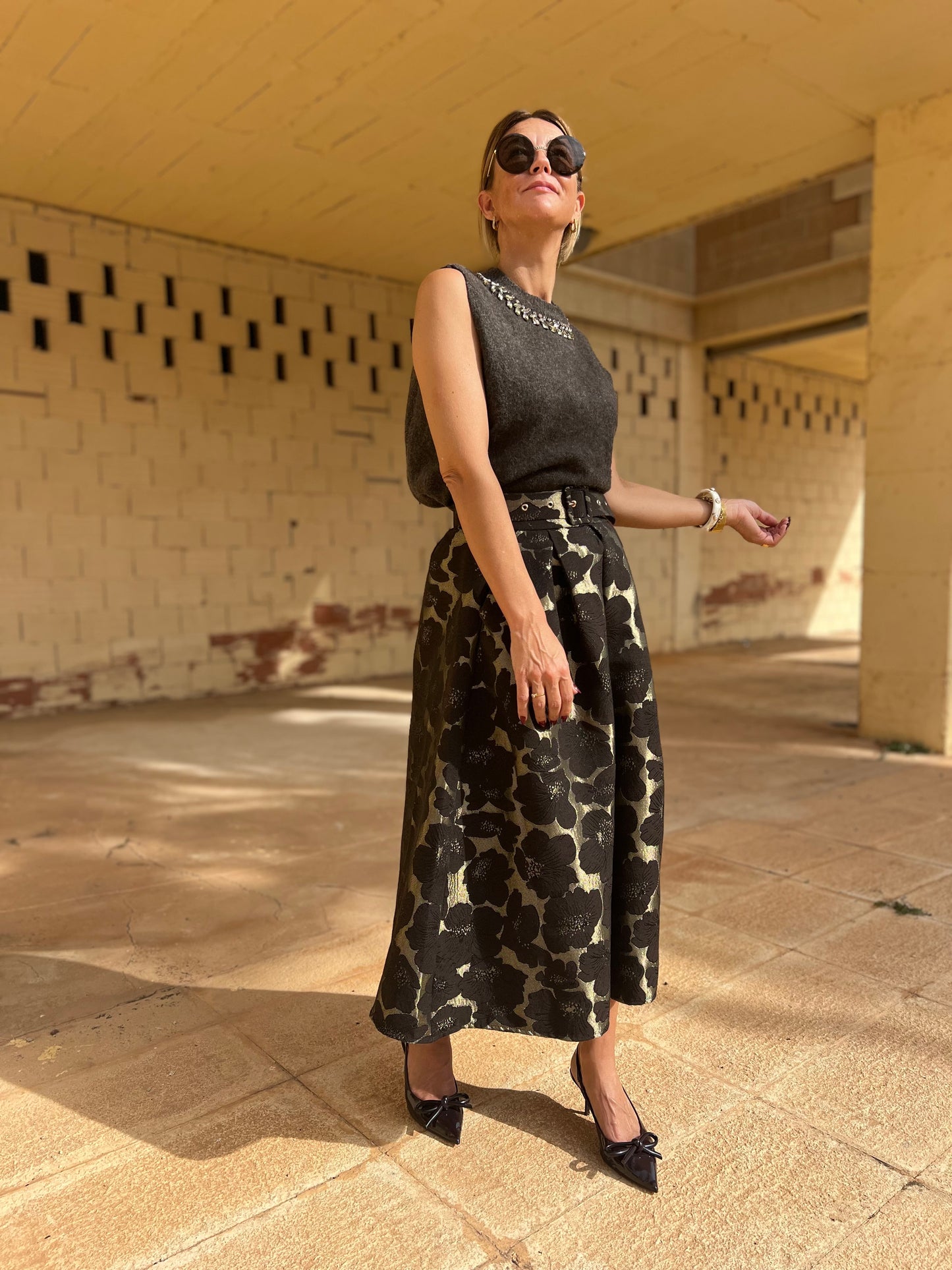 FLORAL JACQUARD MIDI SKIRT