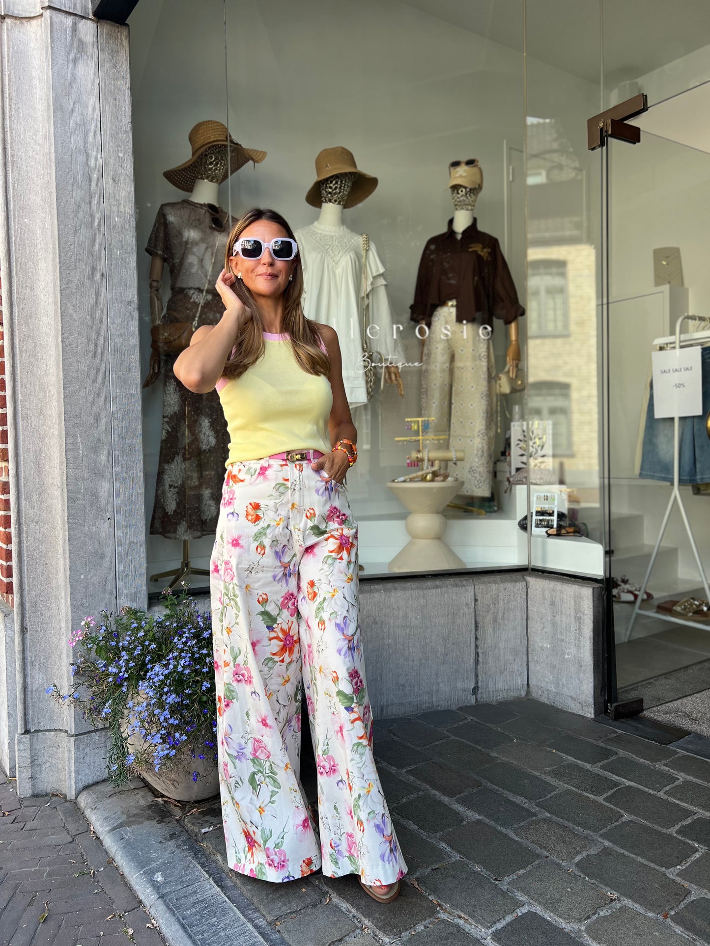 FLORAL PANTS