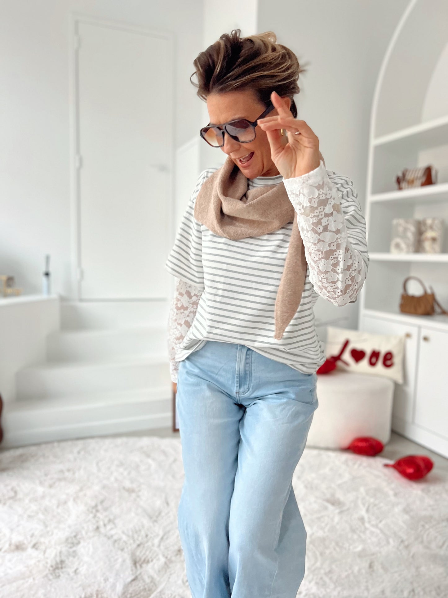 STRIPED LACE SHIRT
