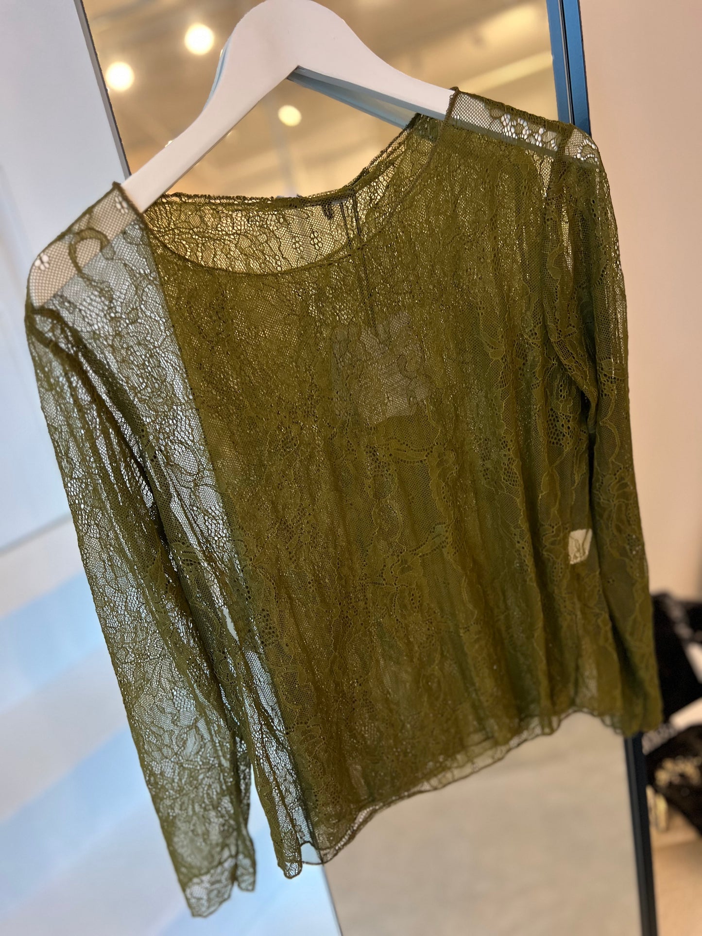 LACE TOP GREEN