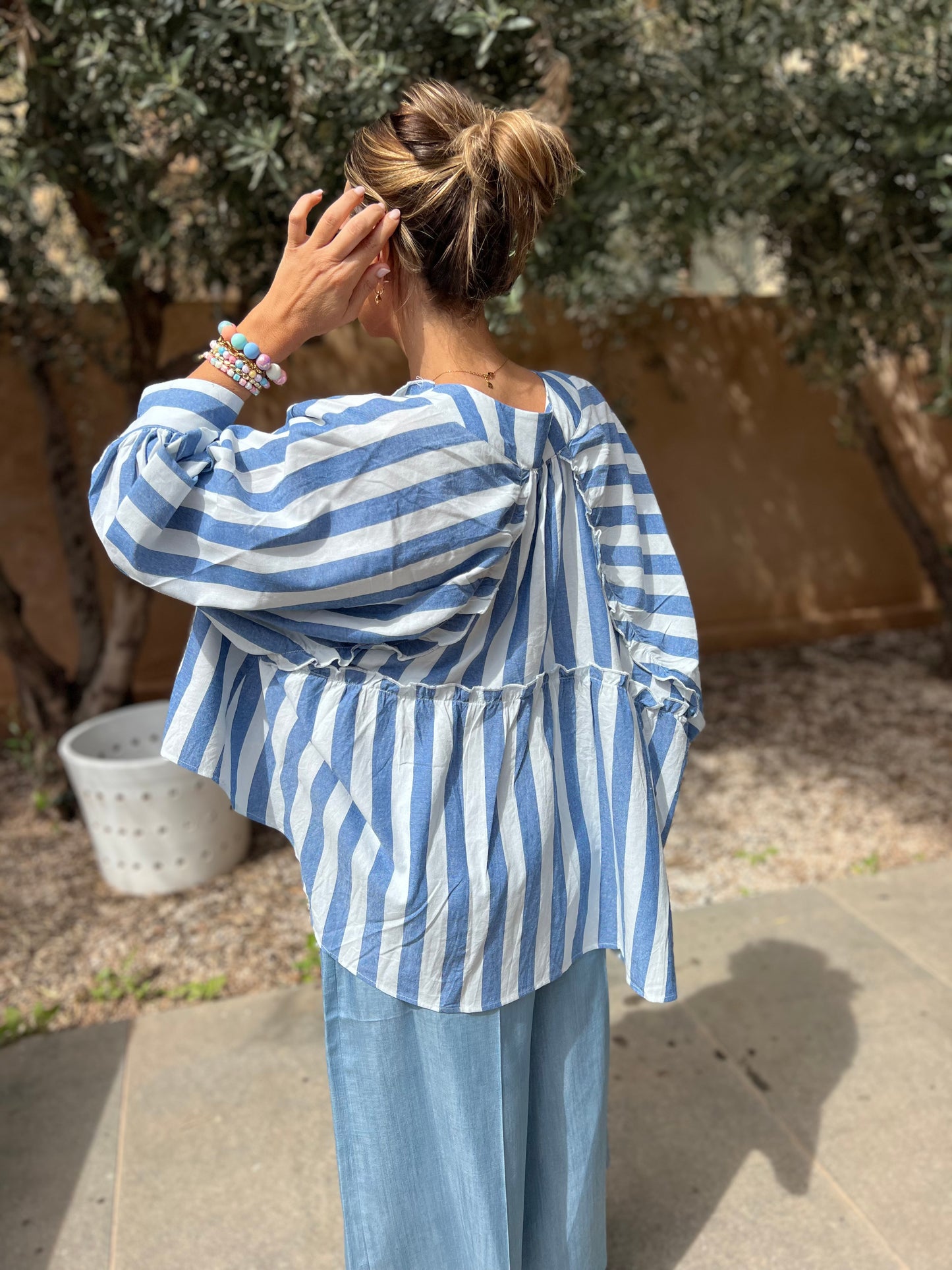 FÉZ RUFFLE BACK BLOUSE