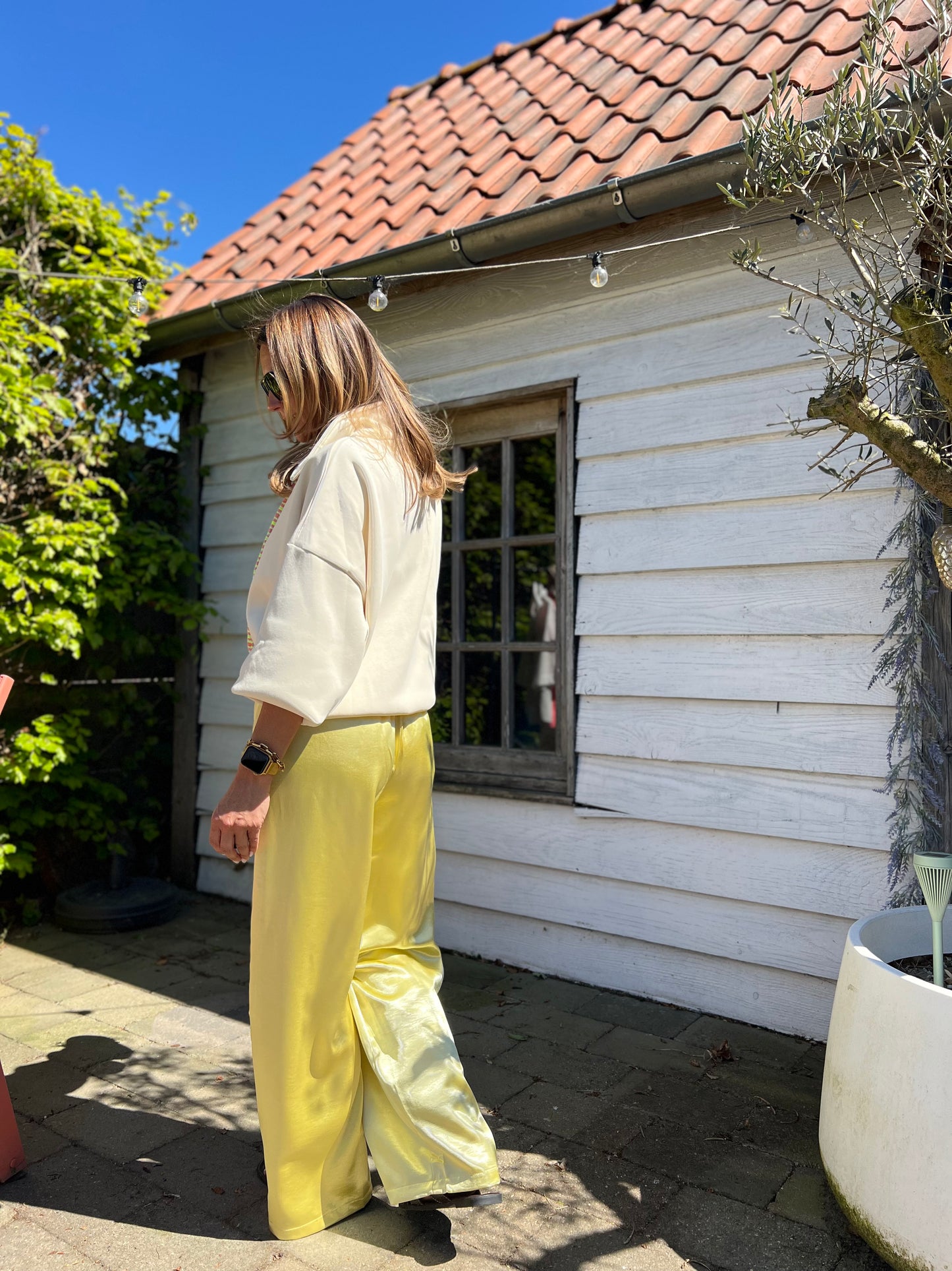 FLOWY SATIN PANTS YELLOW