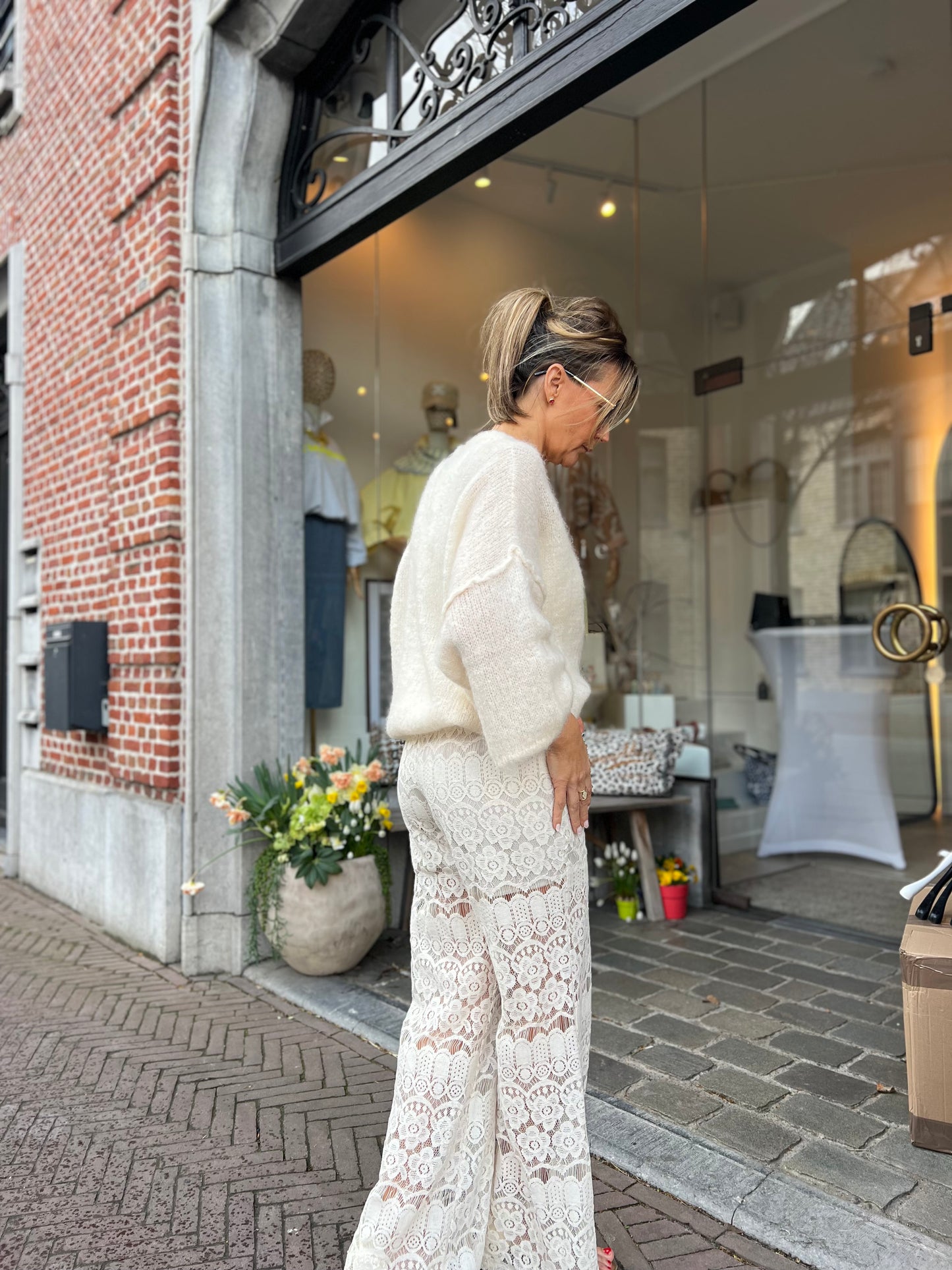 FLORE PULL CREAMY