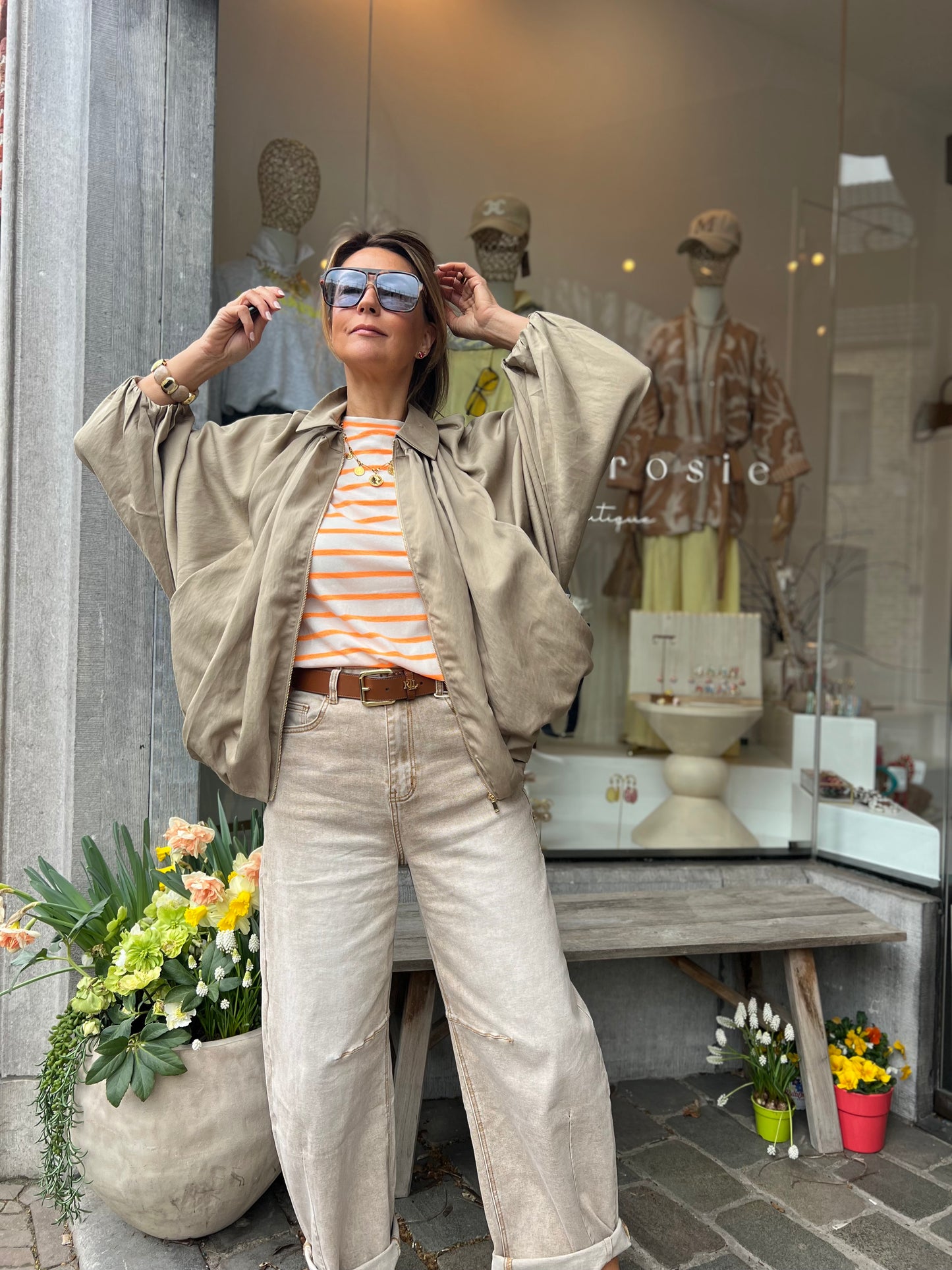 SAND WASHED BARREL JEANS I’m back 🤩