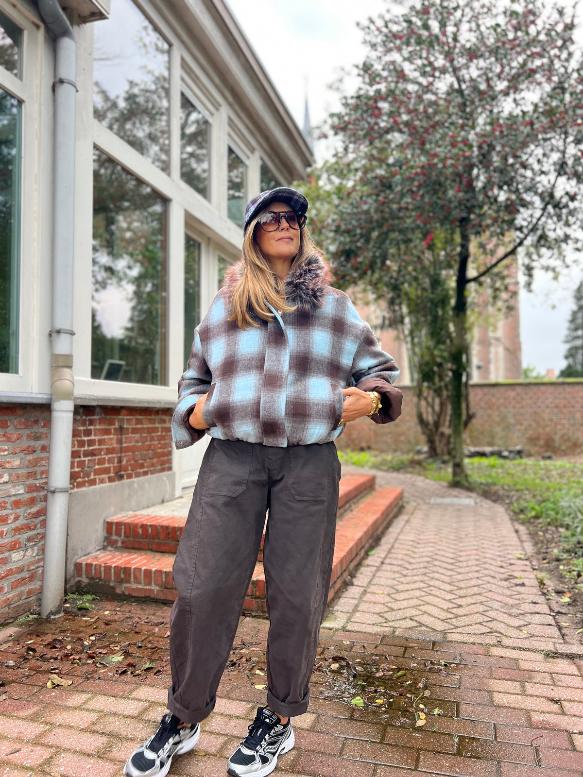 BARREL PANTS BROWN