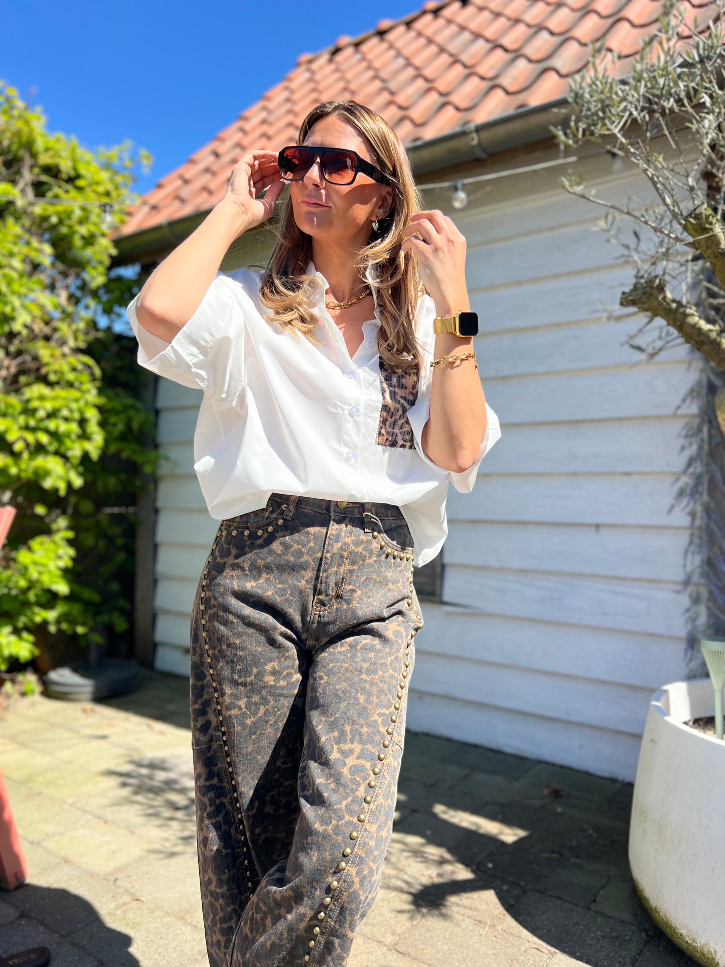 WHITE SEQUIN ANIMAL BLOUSE
