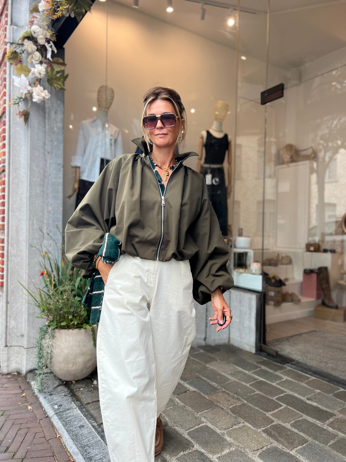 JUNA BOMBER JACKET