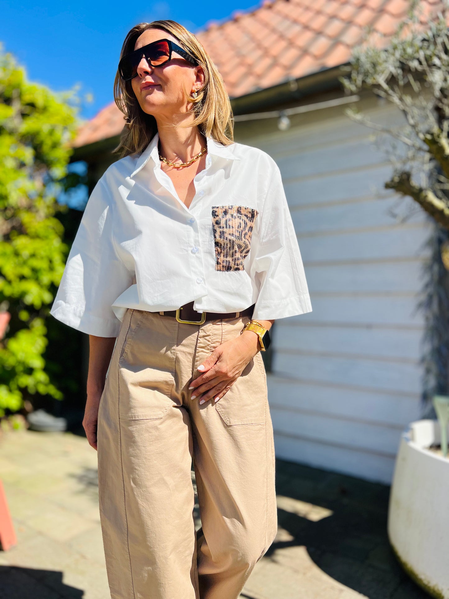 WHITE SEQUIN ANIMAL BLOUSE