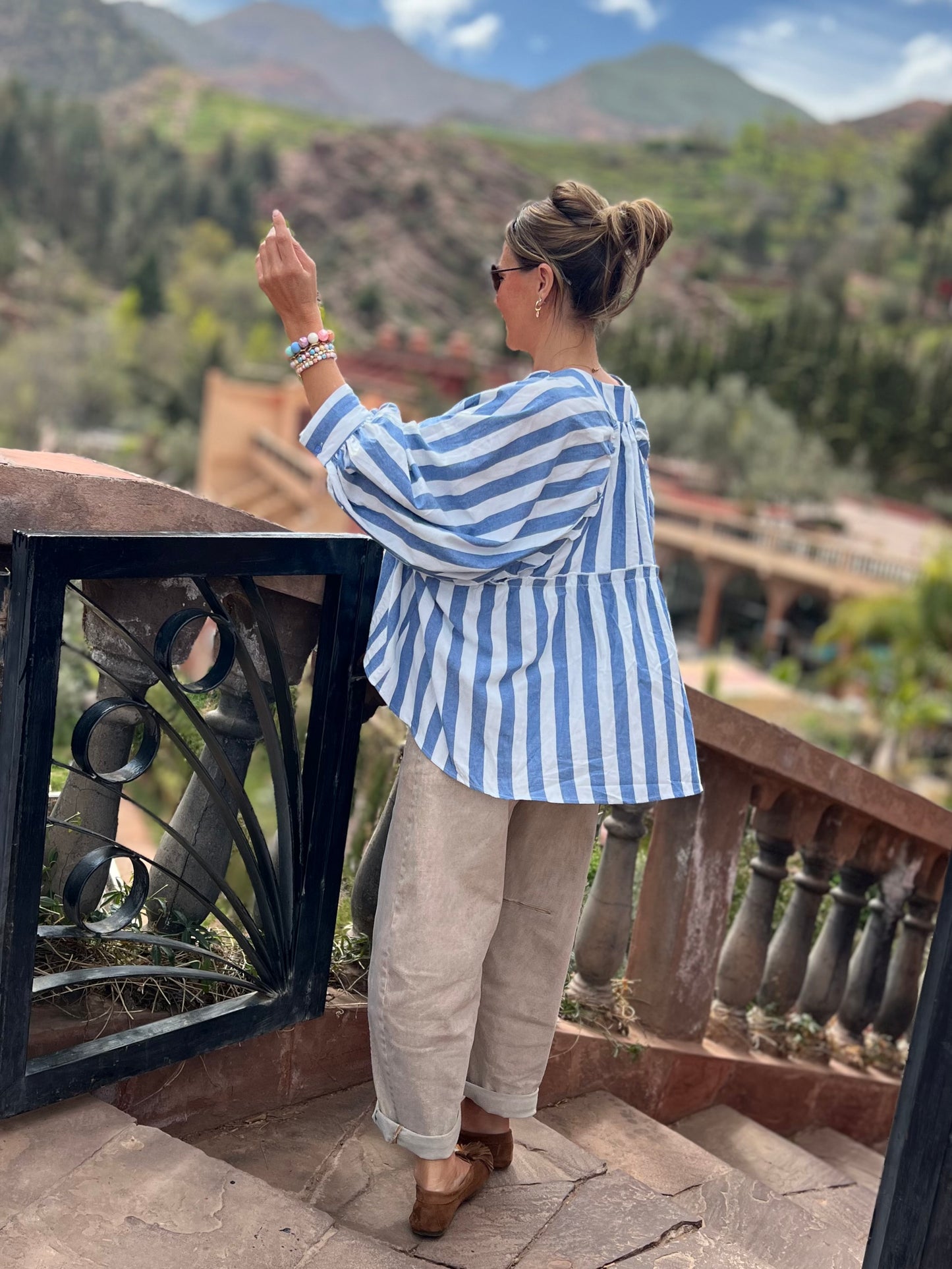 FÉZ RUFFLE BACK BLOUSE