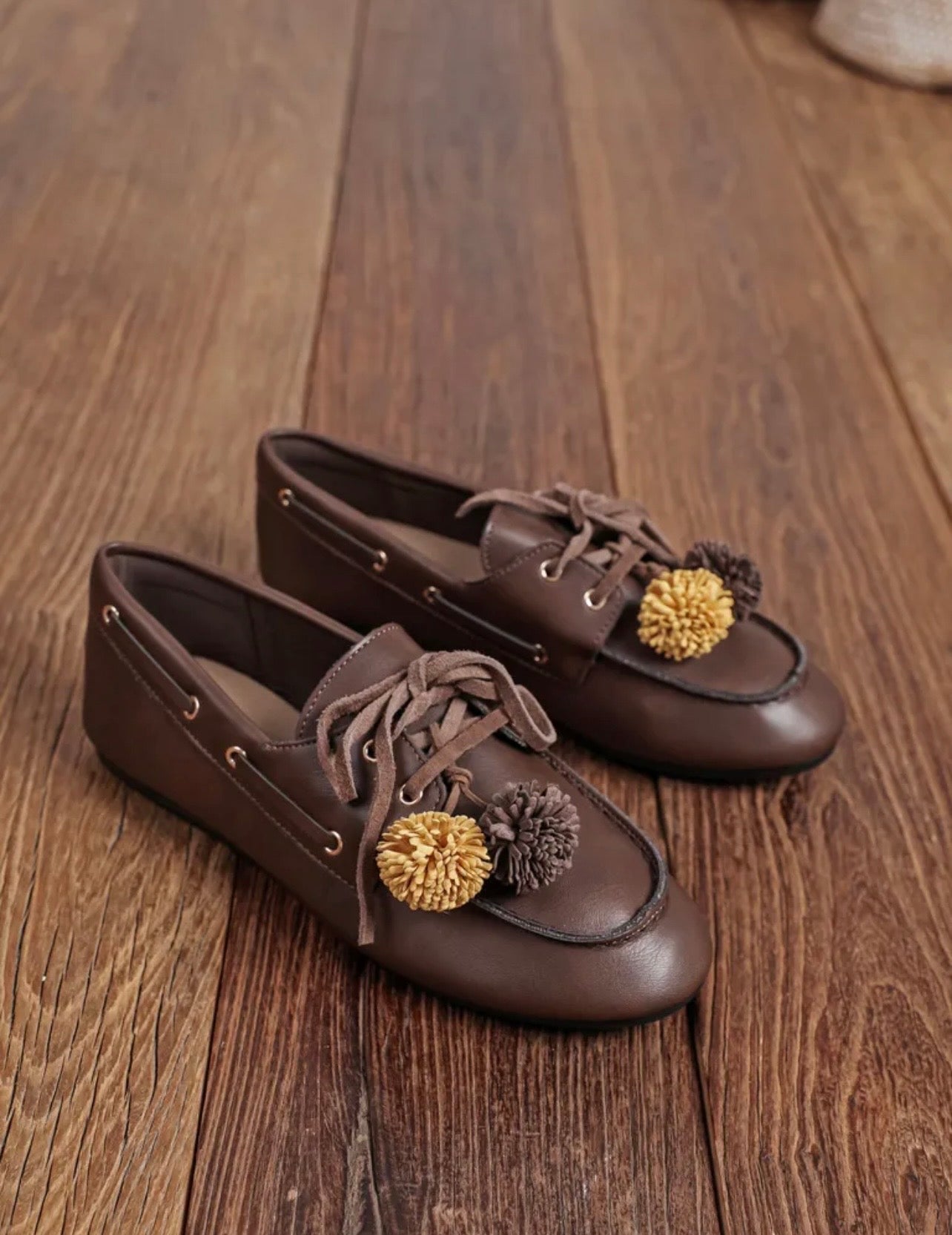 MOCASSIN BROWN