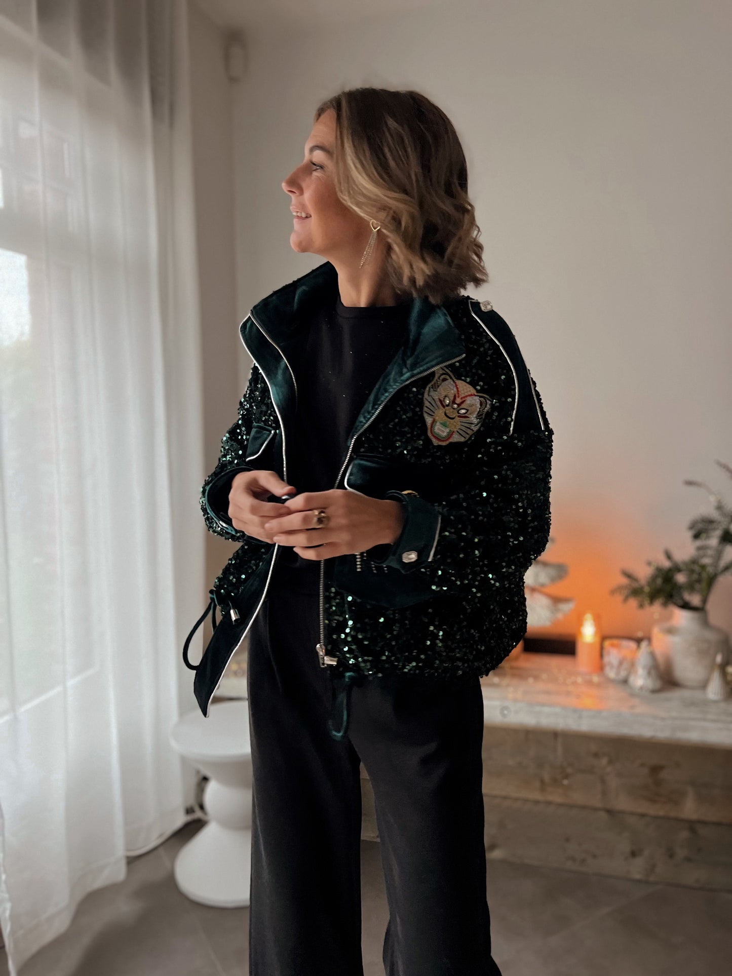 ADA VELVET GLOW JACKET