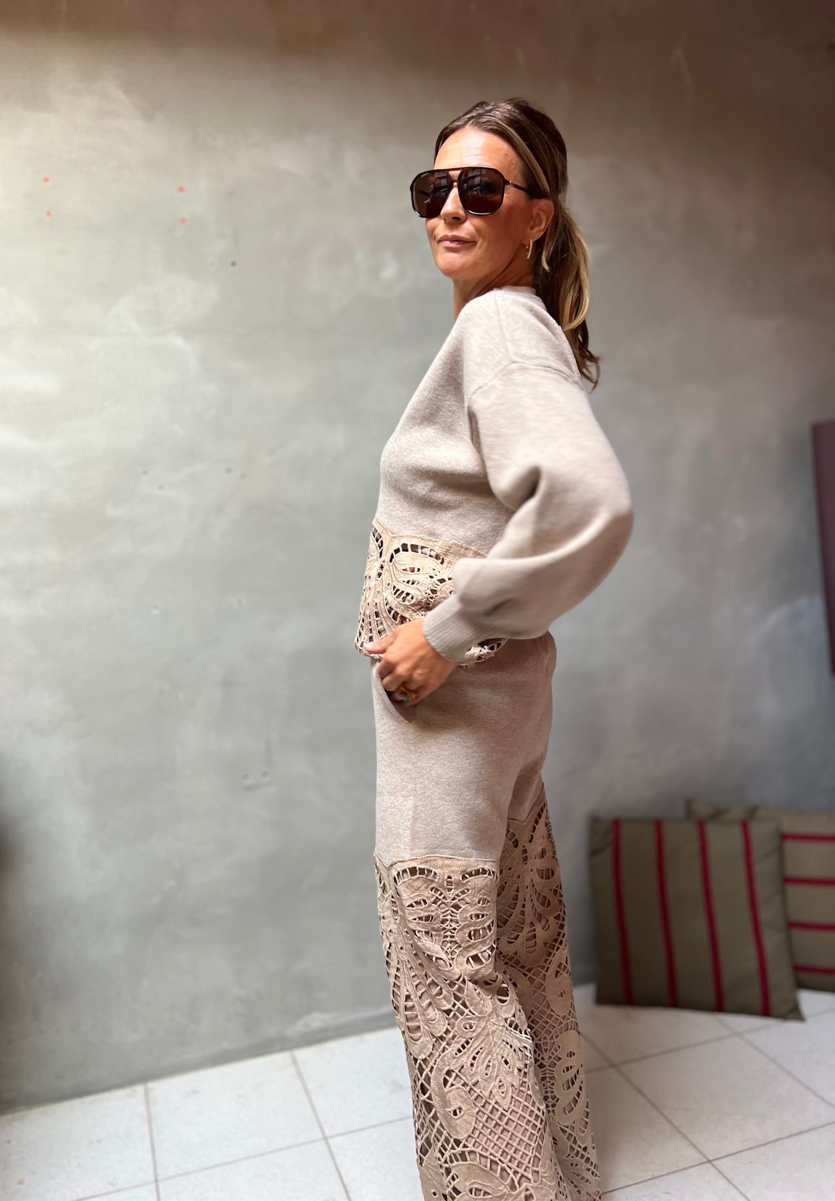 SAND LACE 2-PIECE SET