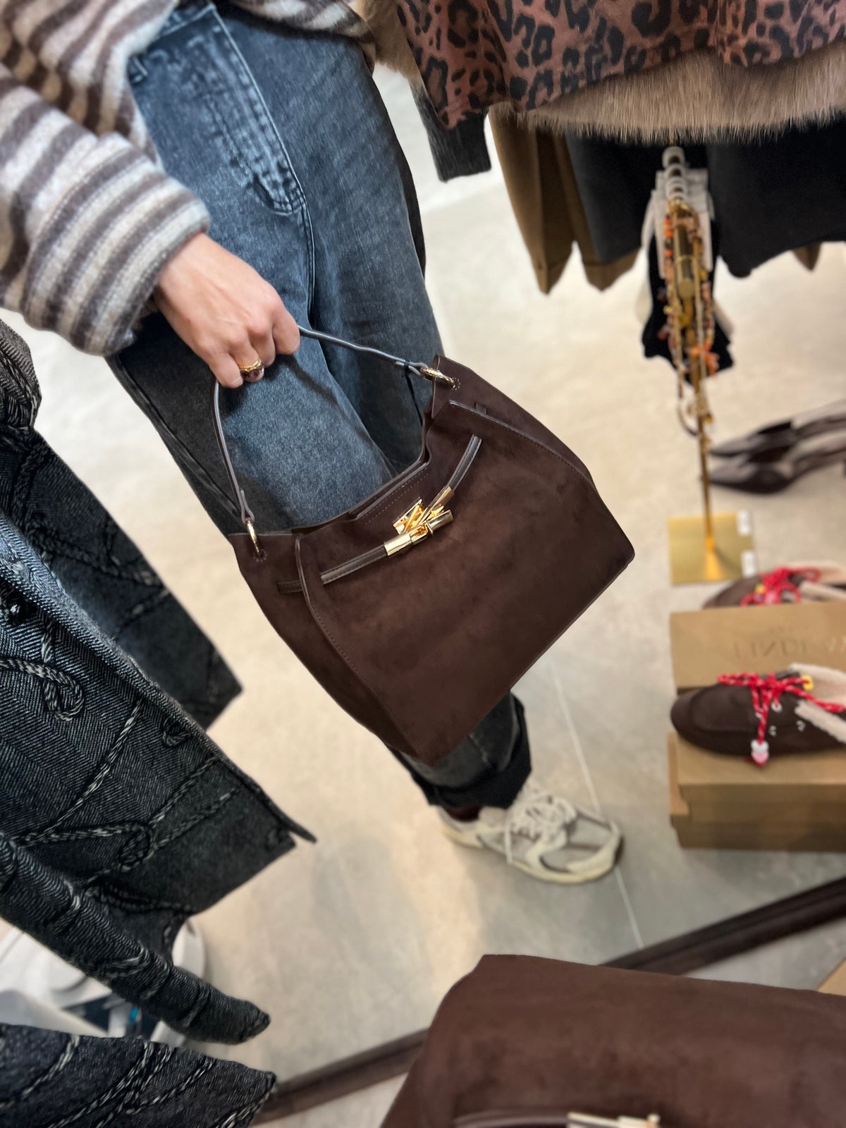 BAG BROWN