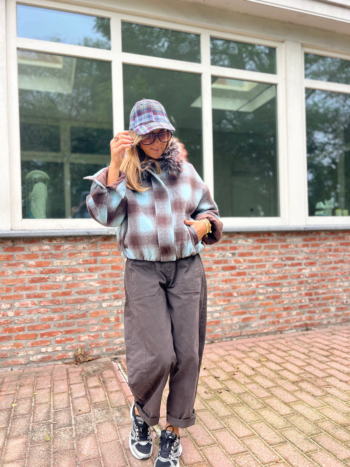BARREL PANTS BROWN