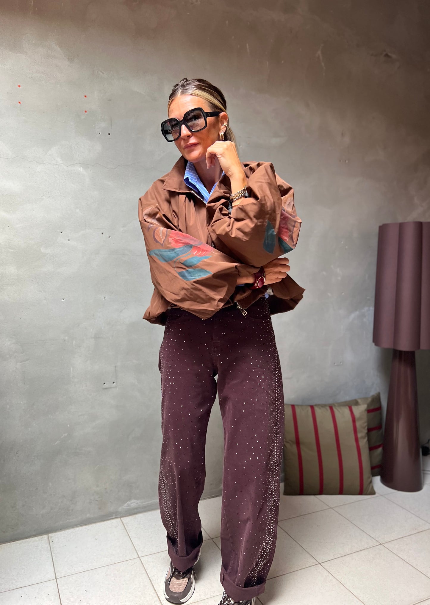 LEONIE BOMBER CAMEL FLORAL