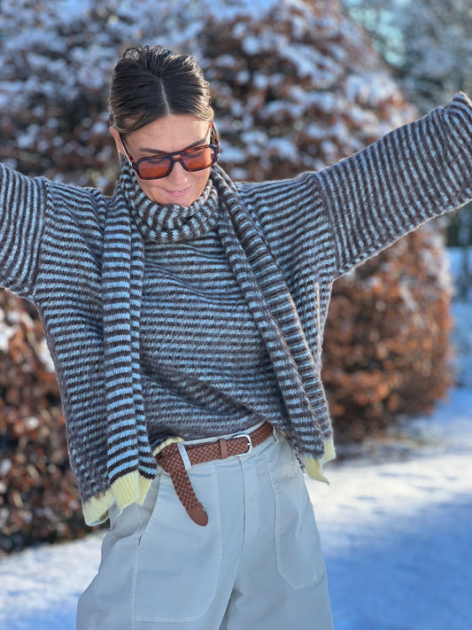 MOIJA PULL & SJAAL bruin/blauw