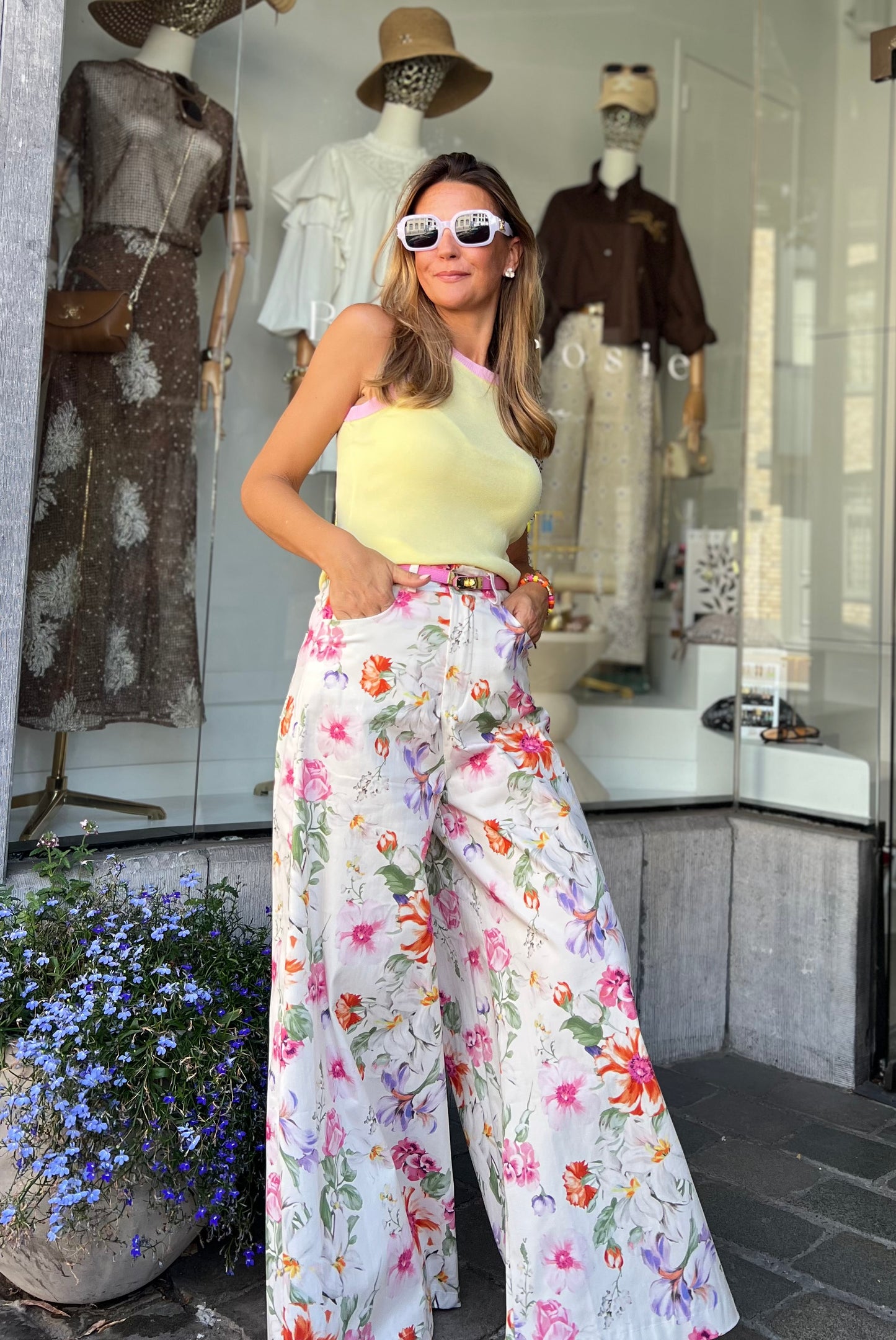 FLORAL PANTS