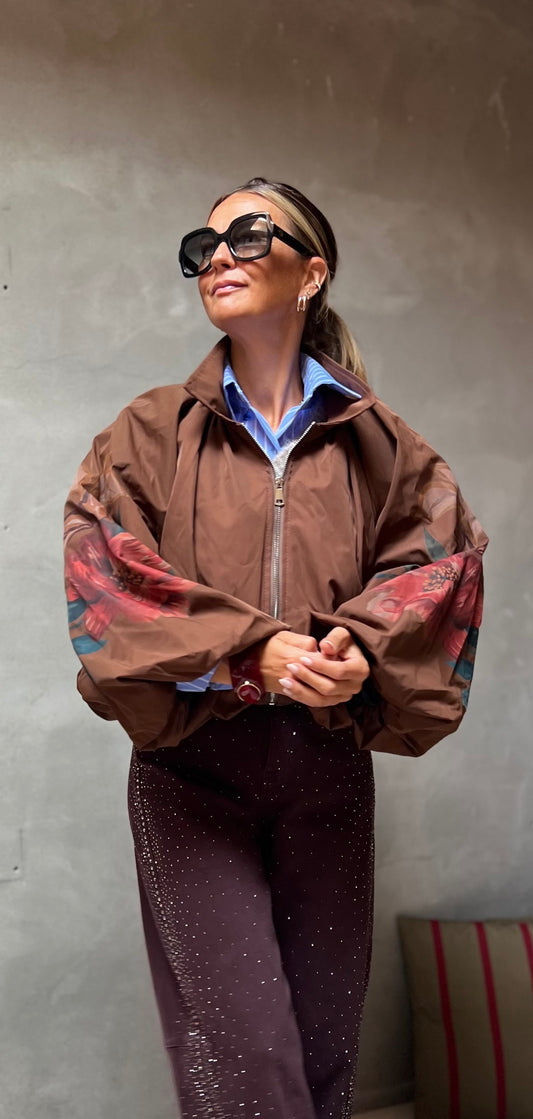 LEONIE BOMBER CAMEL FLORAL
