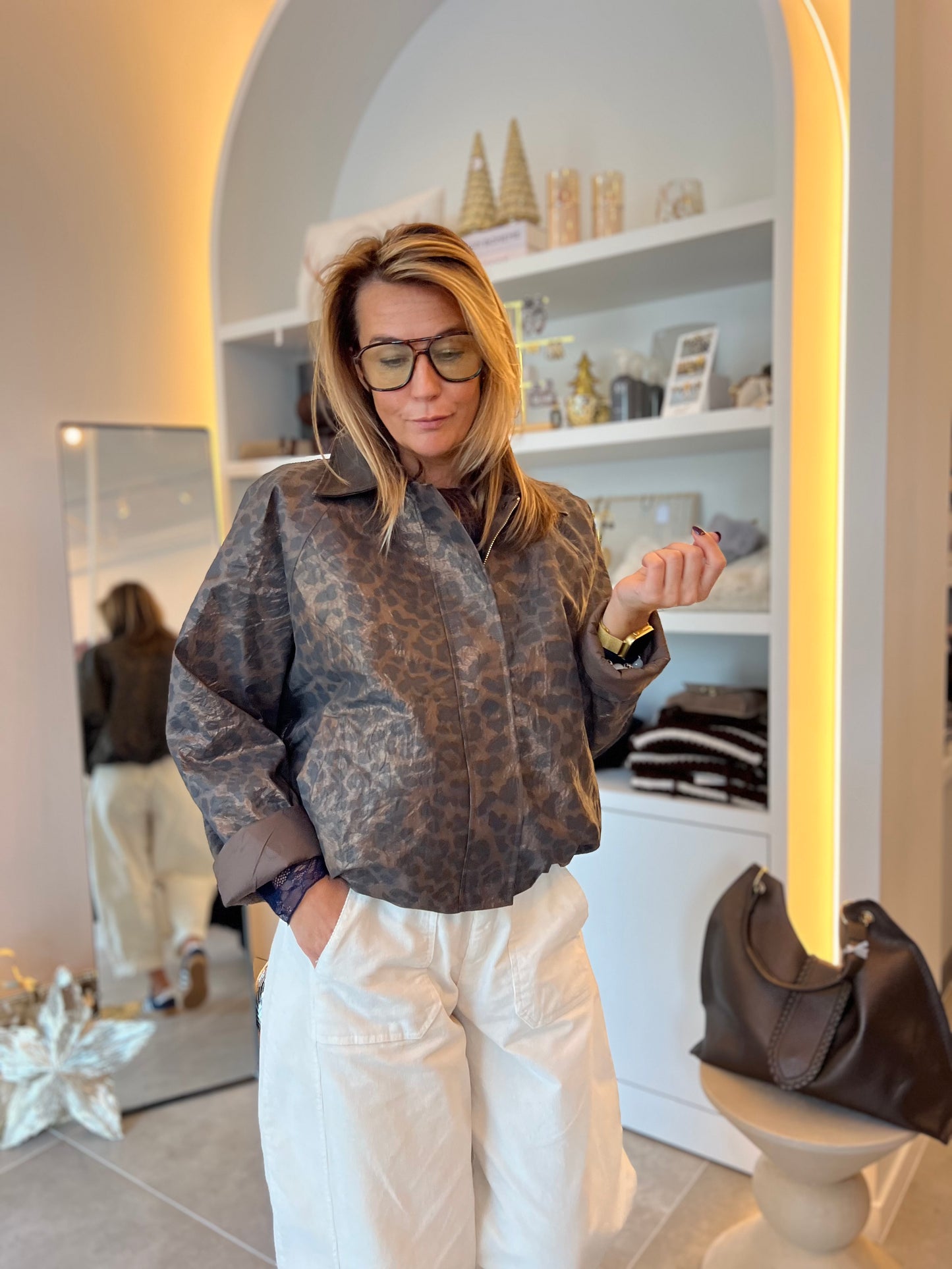 SOFT METALLIC LÉO BOMBER JACKET