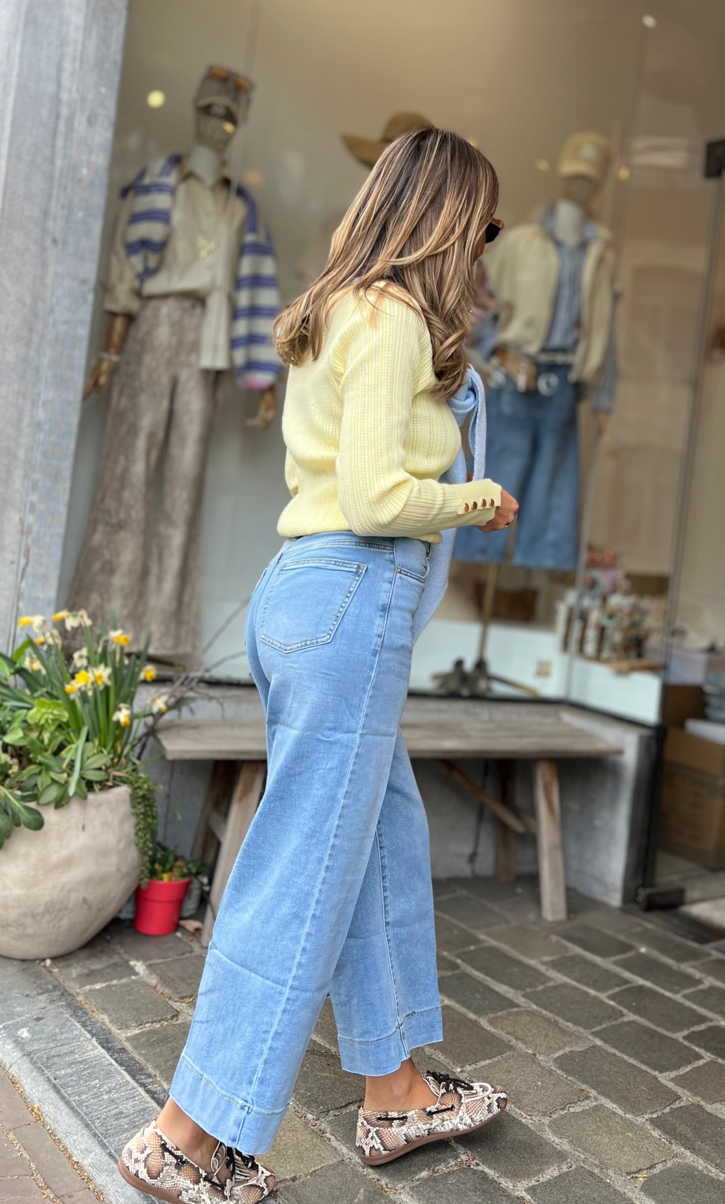 GIO JEANS