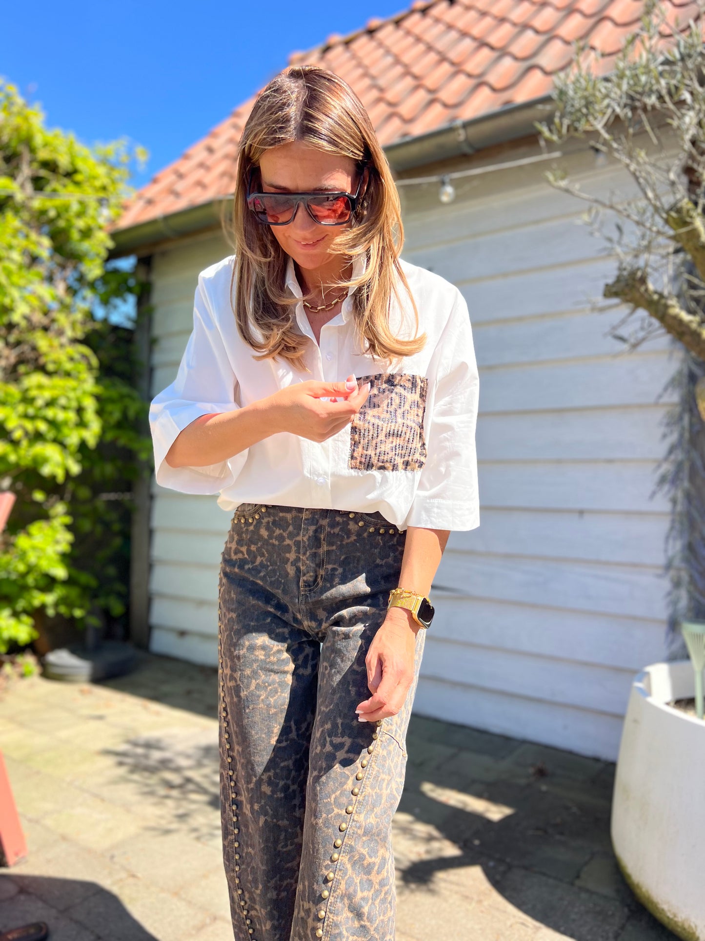 WHITE SEQUIN ANIMAL BLOUSE