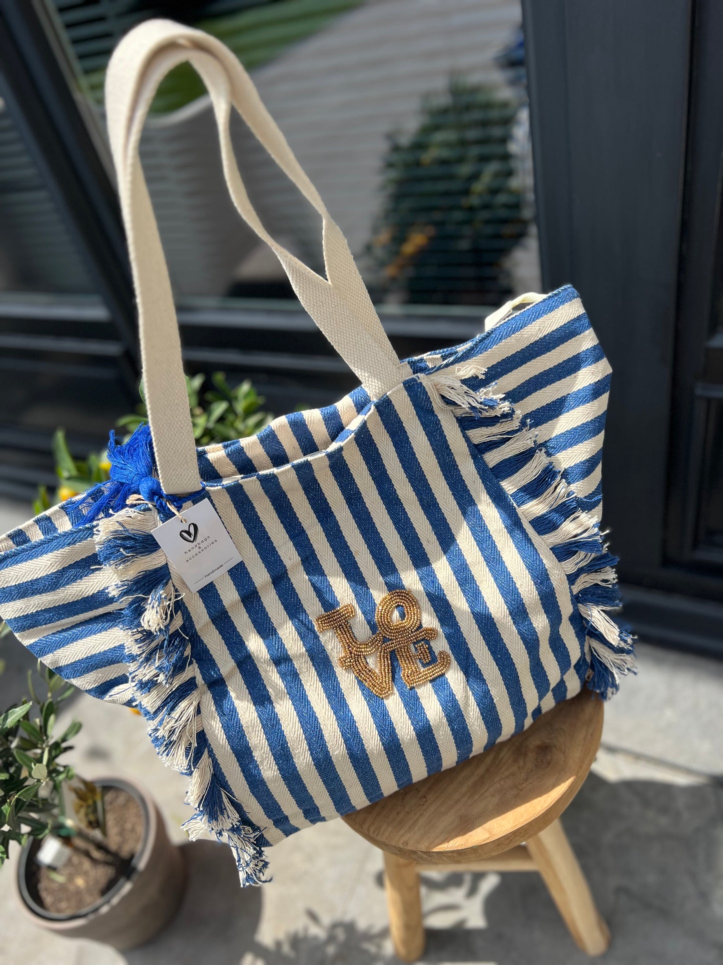 SHOPPER