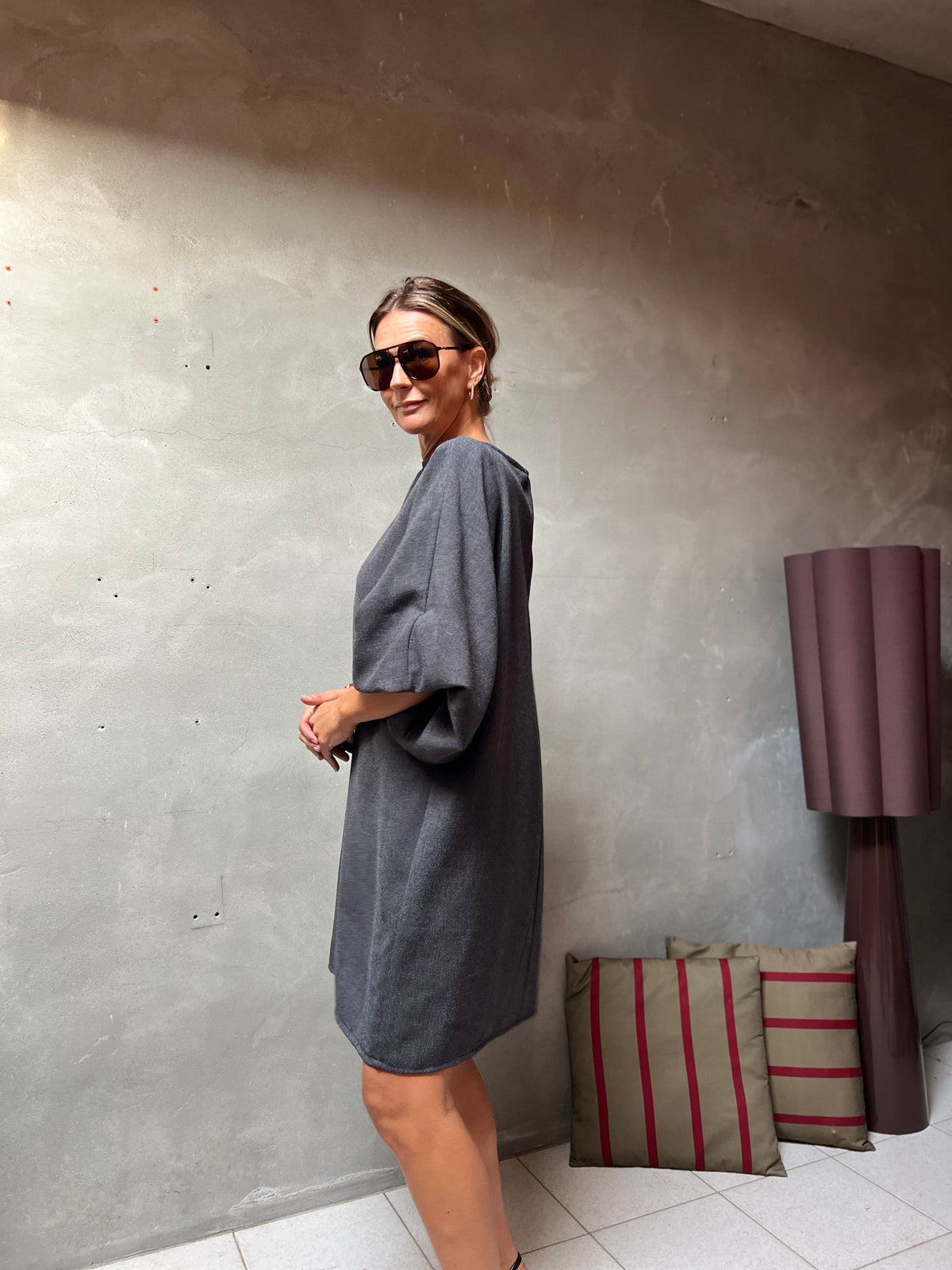 YSÉ DRESS GREY