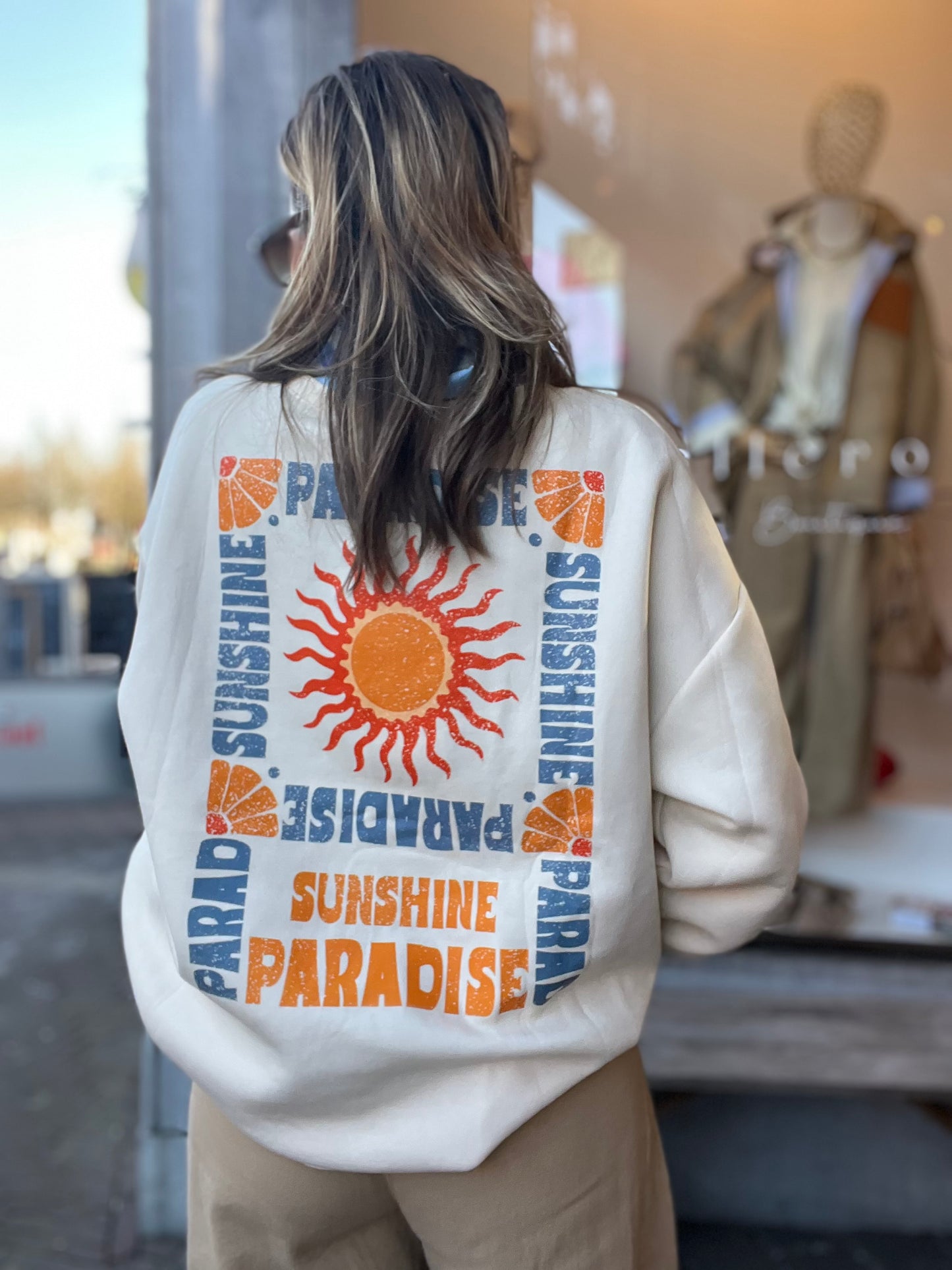 SUN SWEATER BUTTERYELLOW