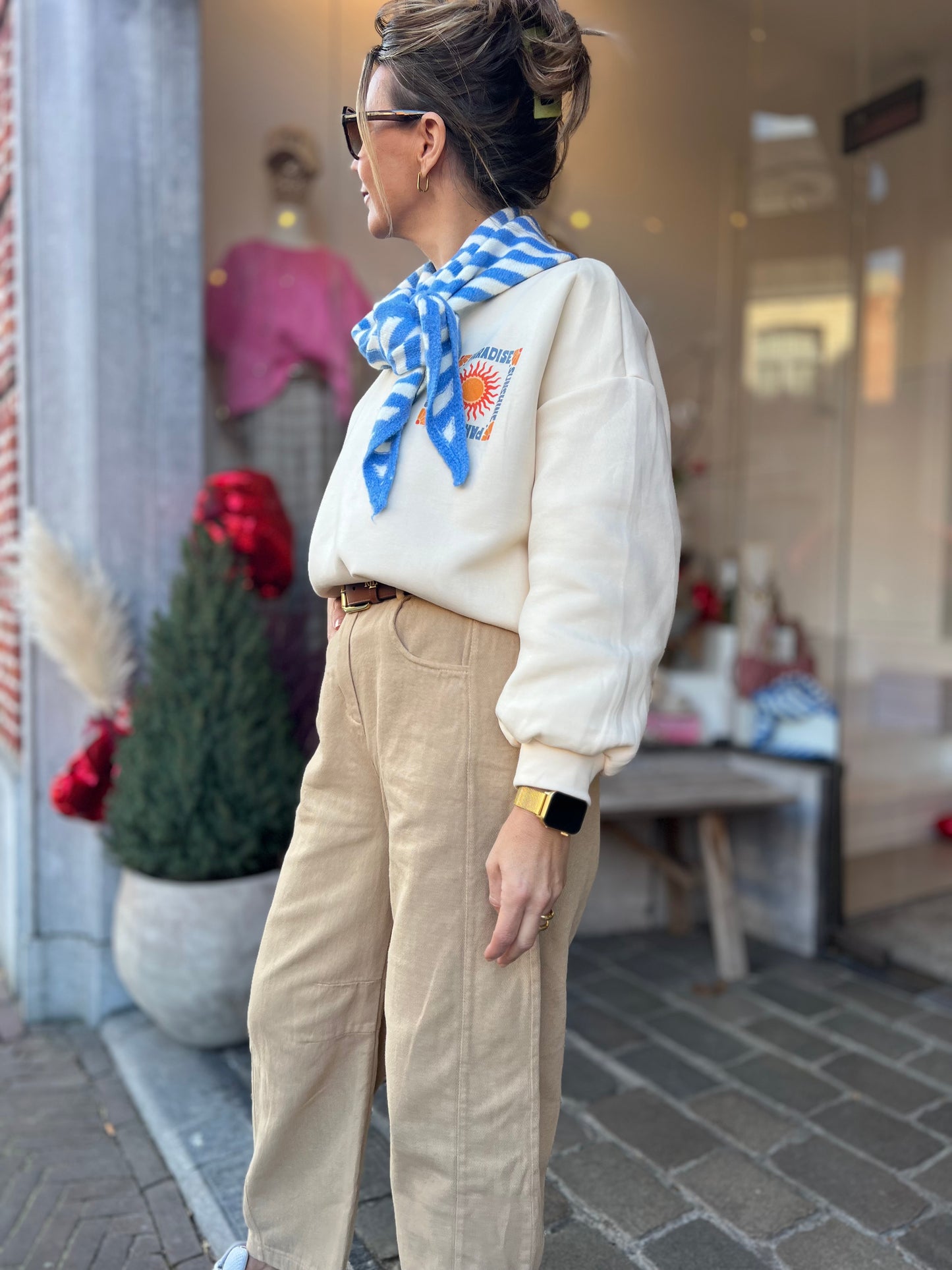 SUN SWEATER BUTTERYELLOW