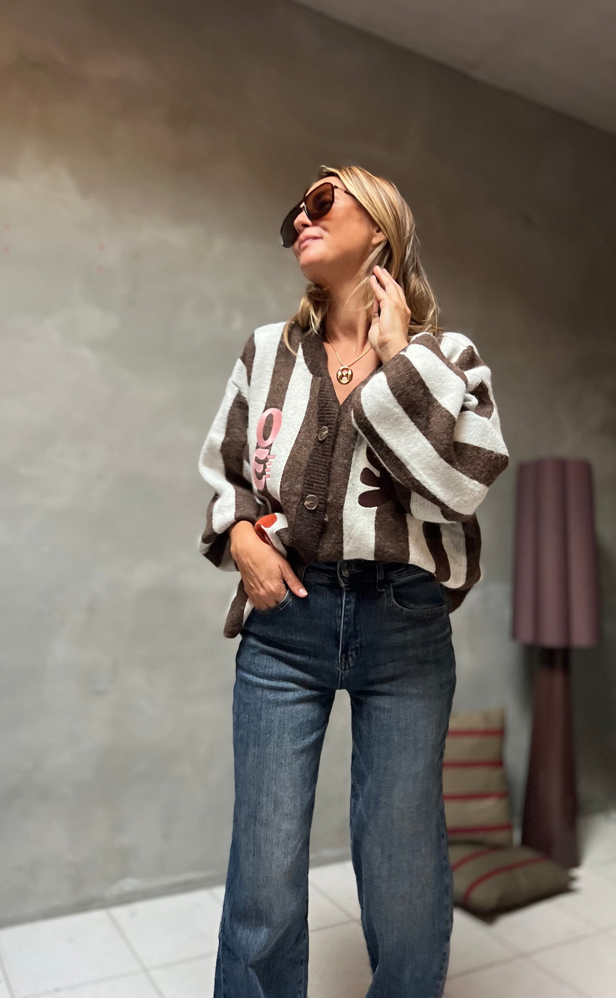BROWN BLOOM CARDIGAN