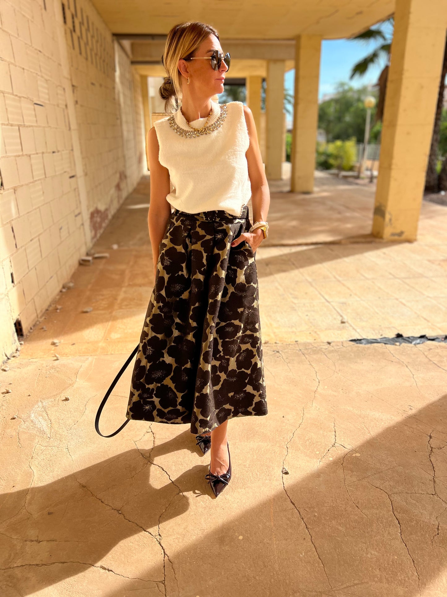FLORAL JACQUARD MIDI SKIRT
