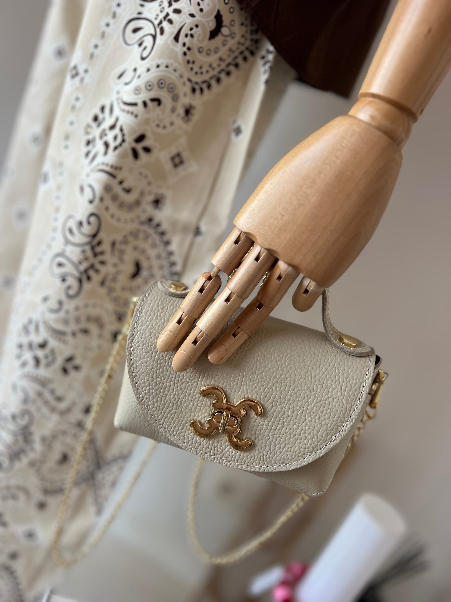 COLLECTION C BY BELLEROSIE BAG IVORY